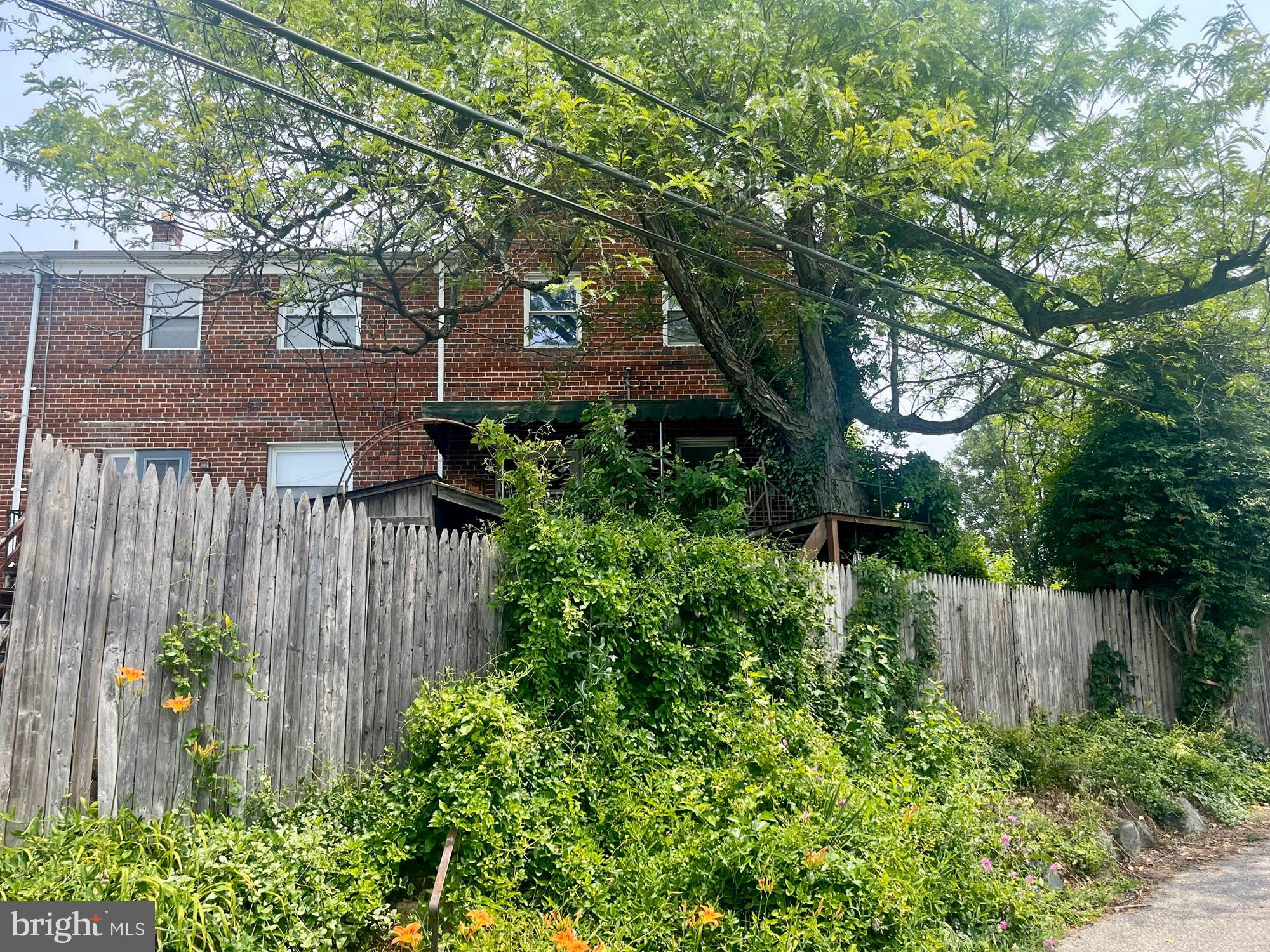 WOODLAWN - Residential