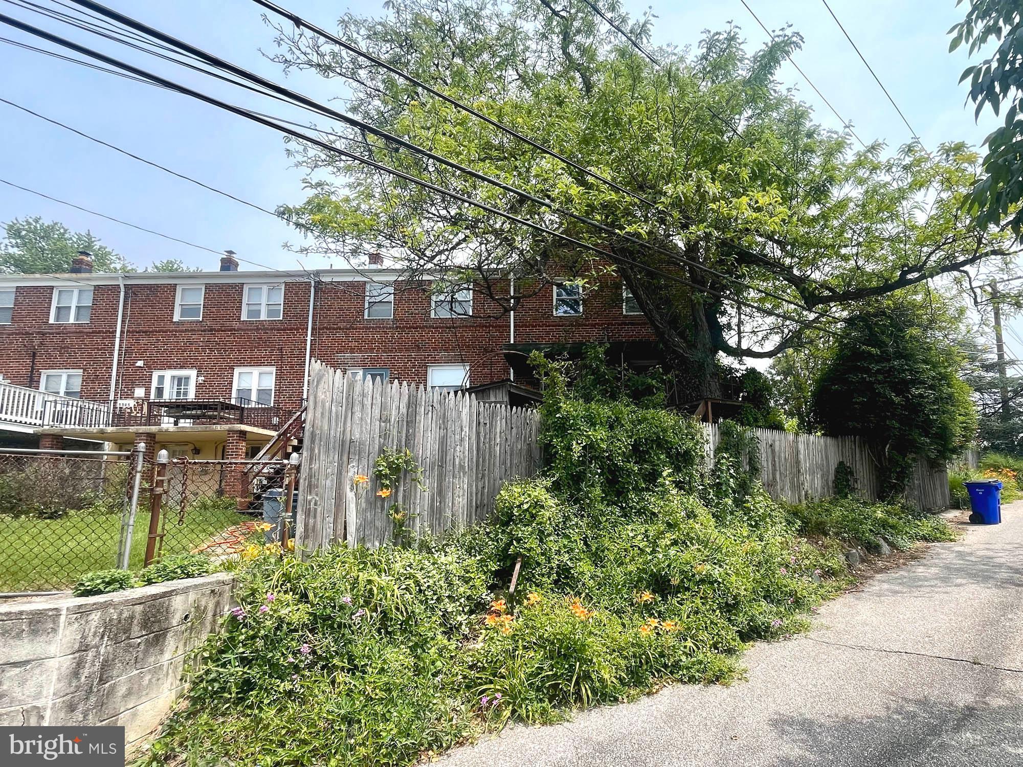 WOODLAWN - Residential