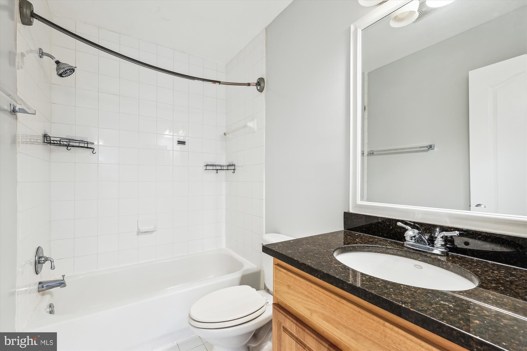 MONTGOMERY CHASE - Residential Lease