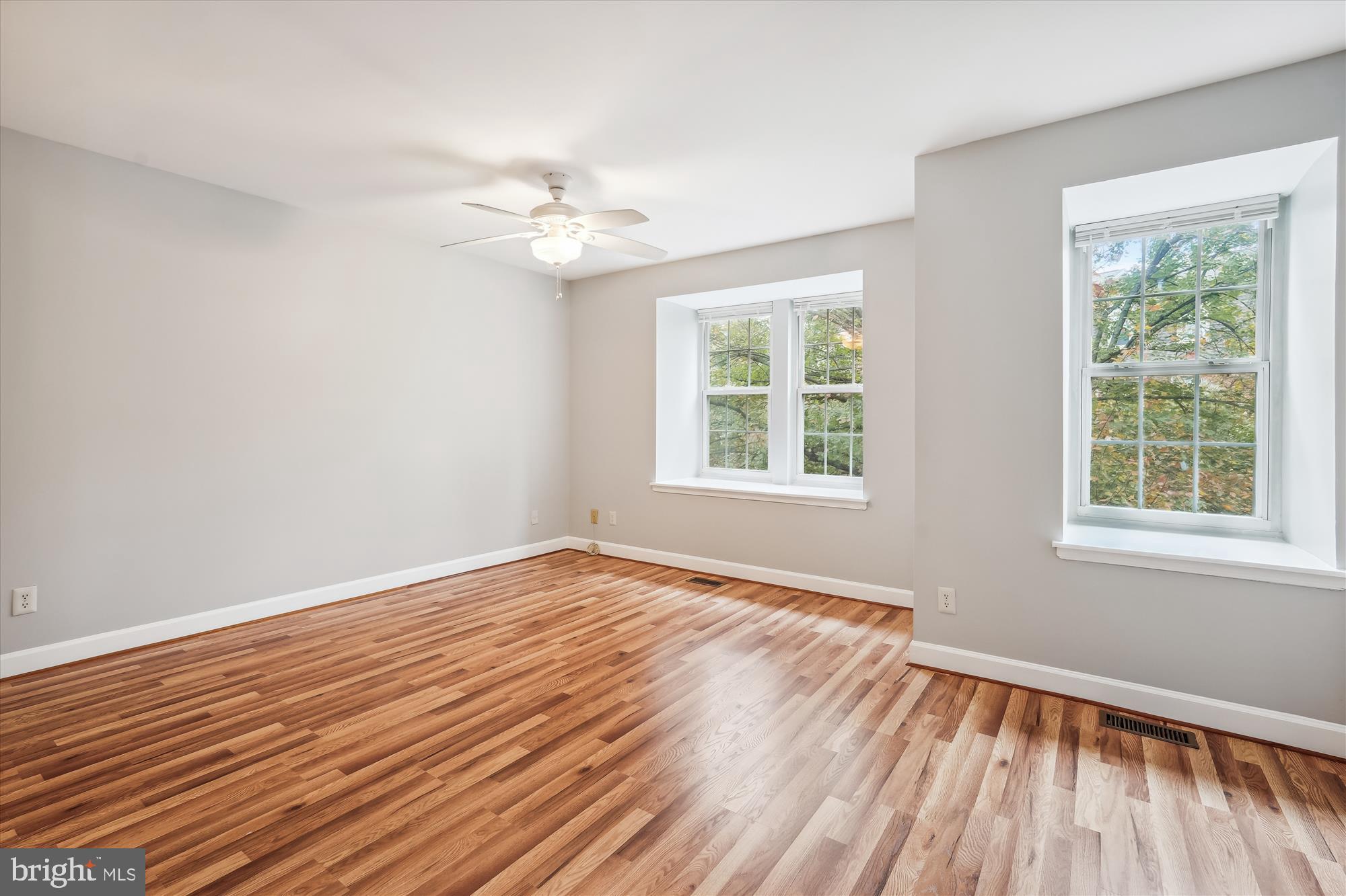 MONTGOMERY CHASE - Residential Lease