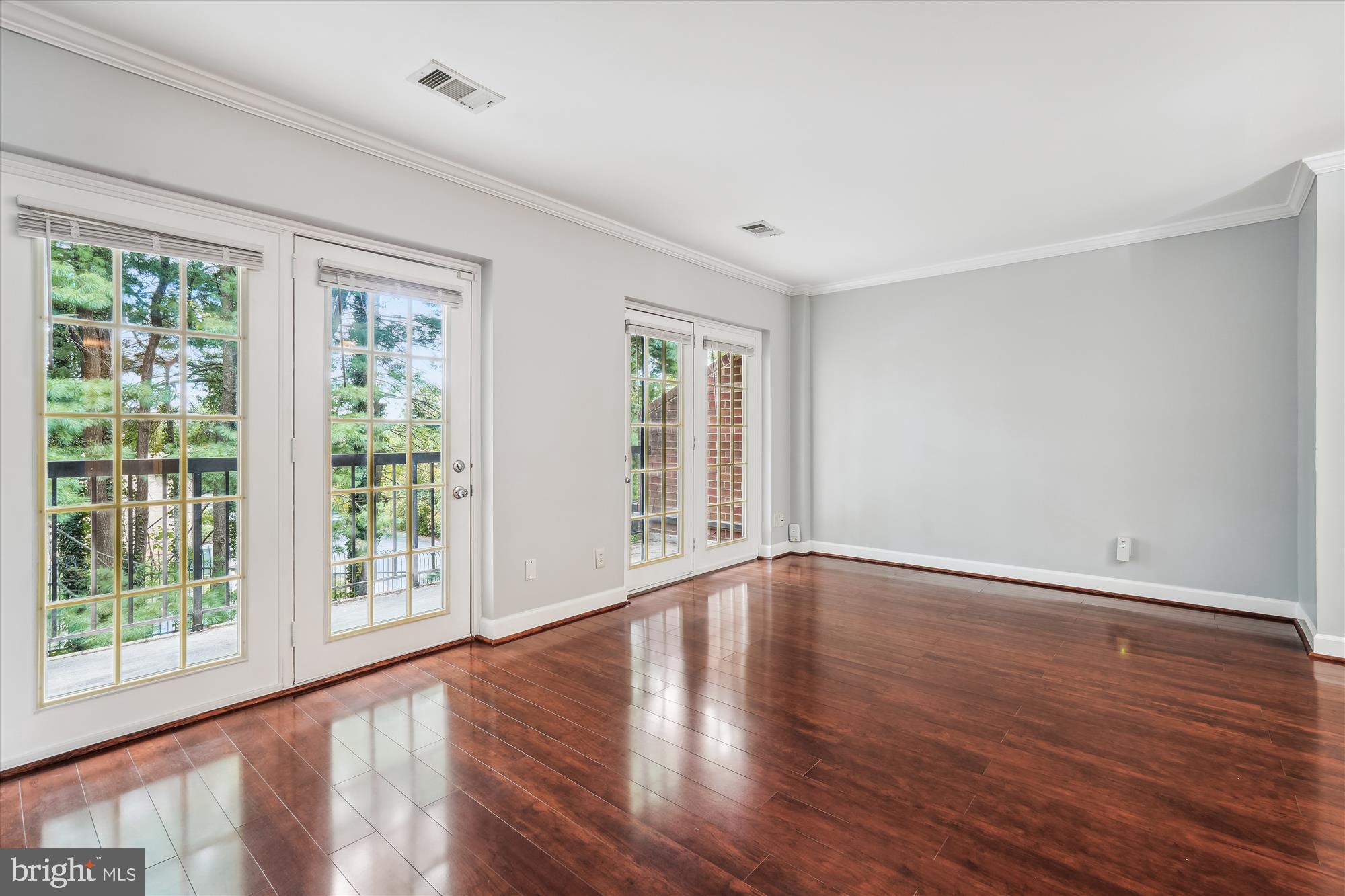 MONTGOMERY CHASE - Residential Lease