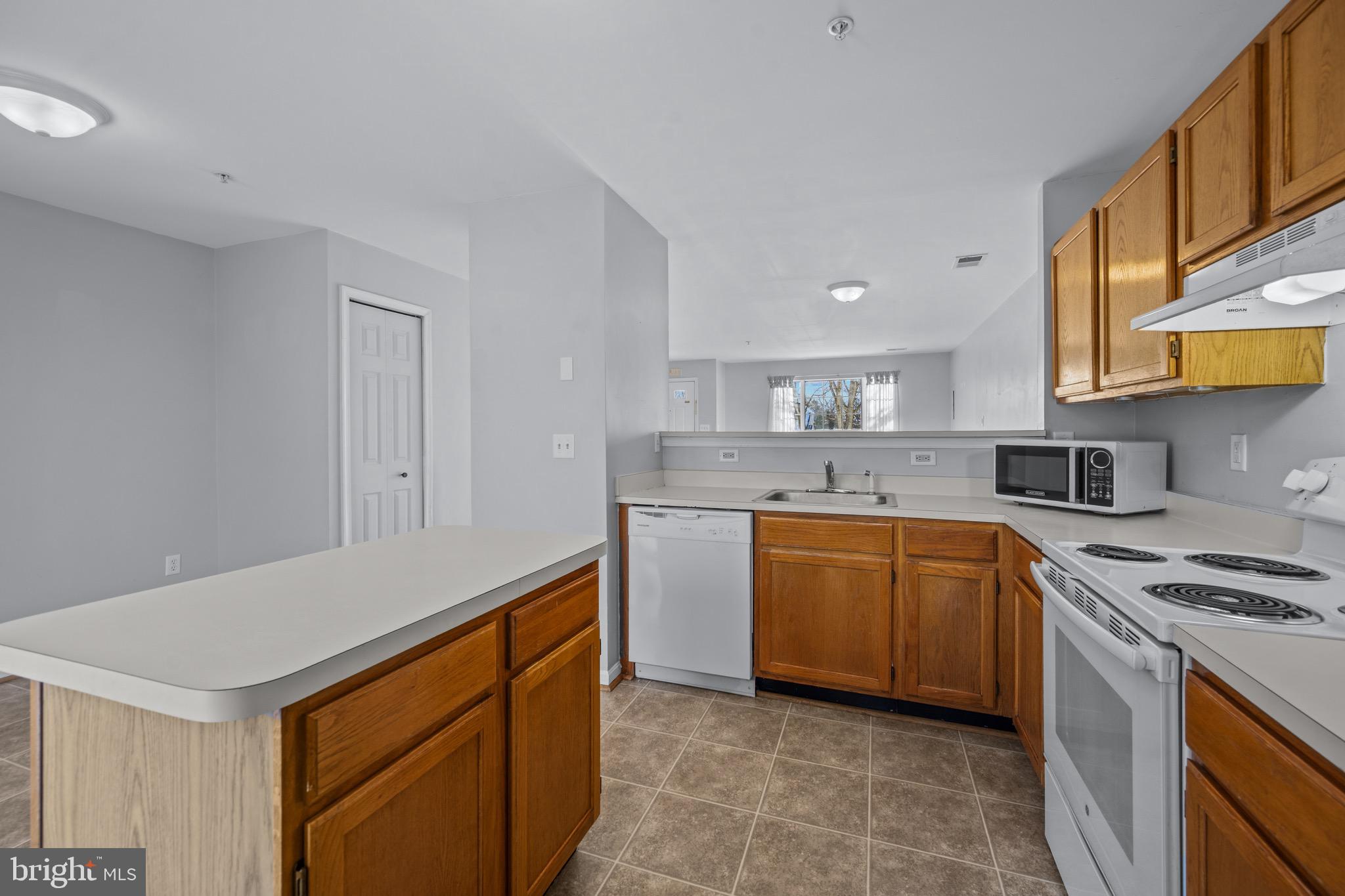 CEDAR GROVE - Residential