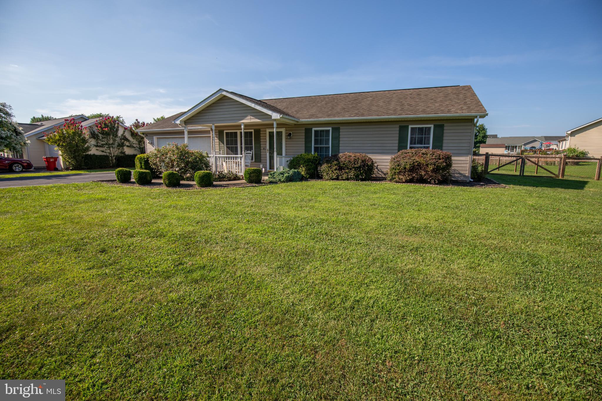 PINE GROVE ESTATES - Residential