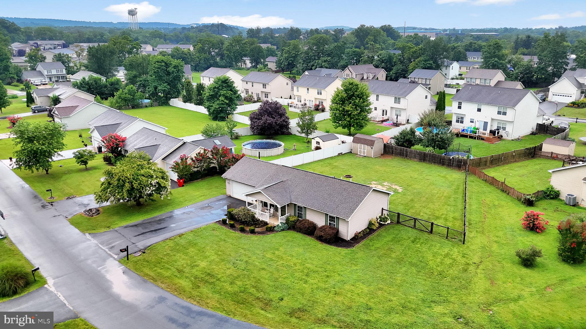 PINE GROVE ESTATES - Residential