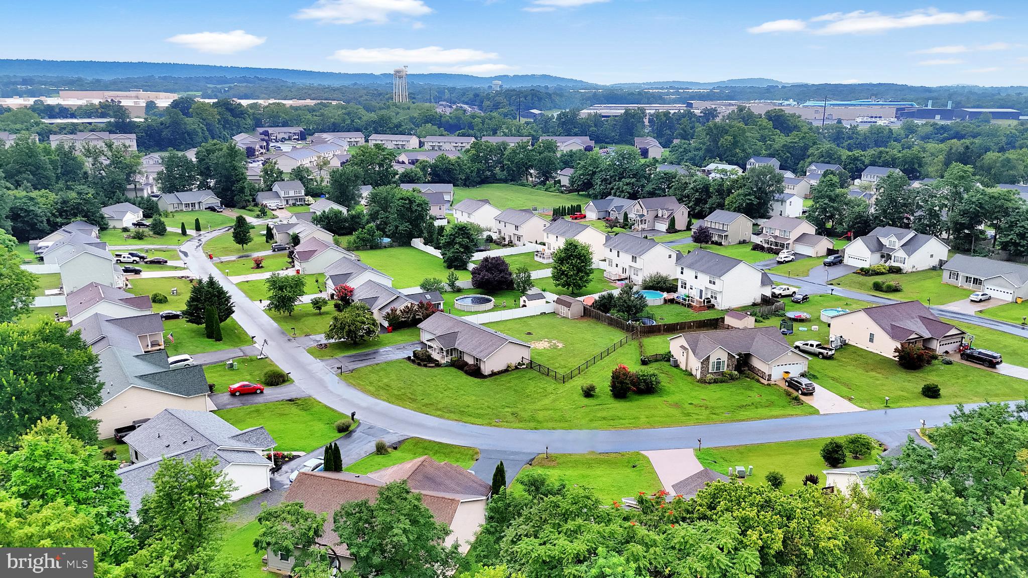 PINE GROVE ESTATES - Residential