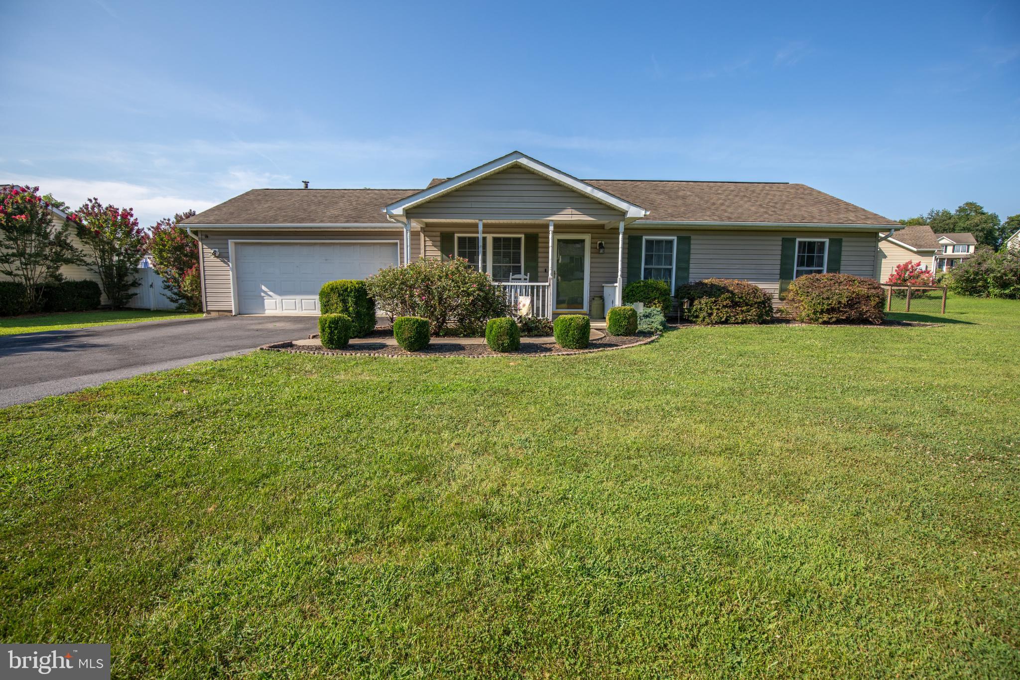 PINE GROVE ESTATES - Residential