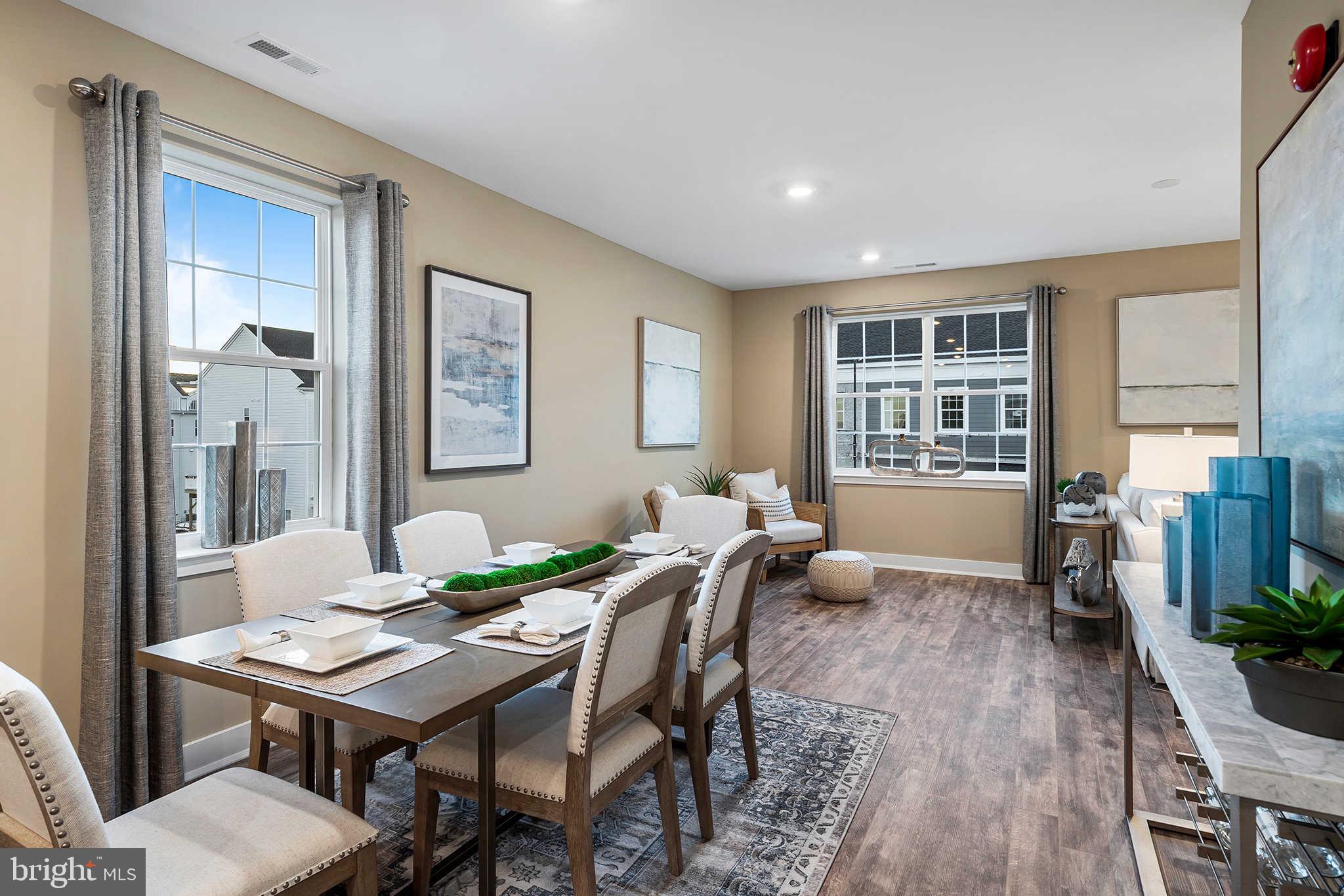 WATERSIDE - Residential