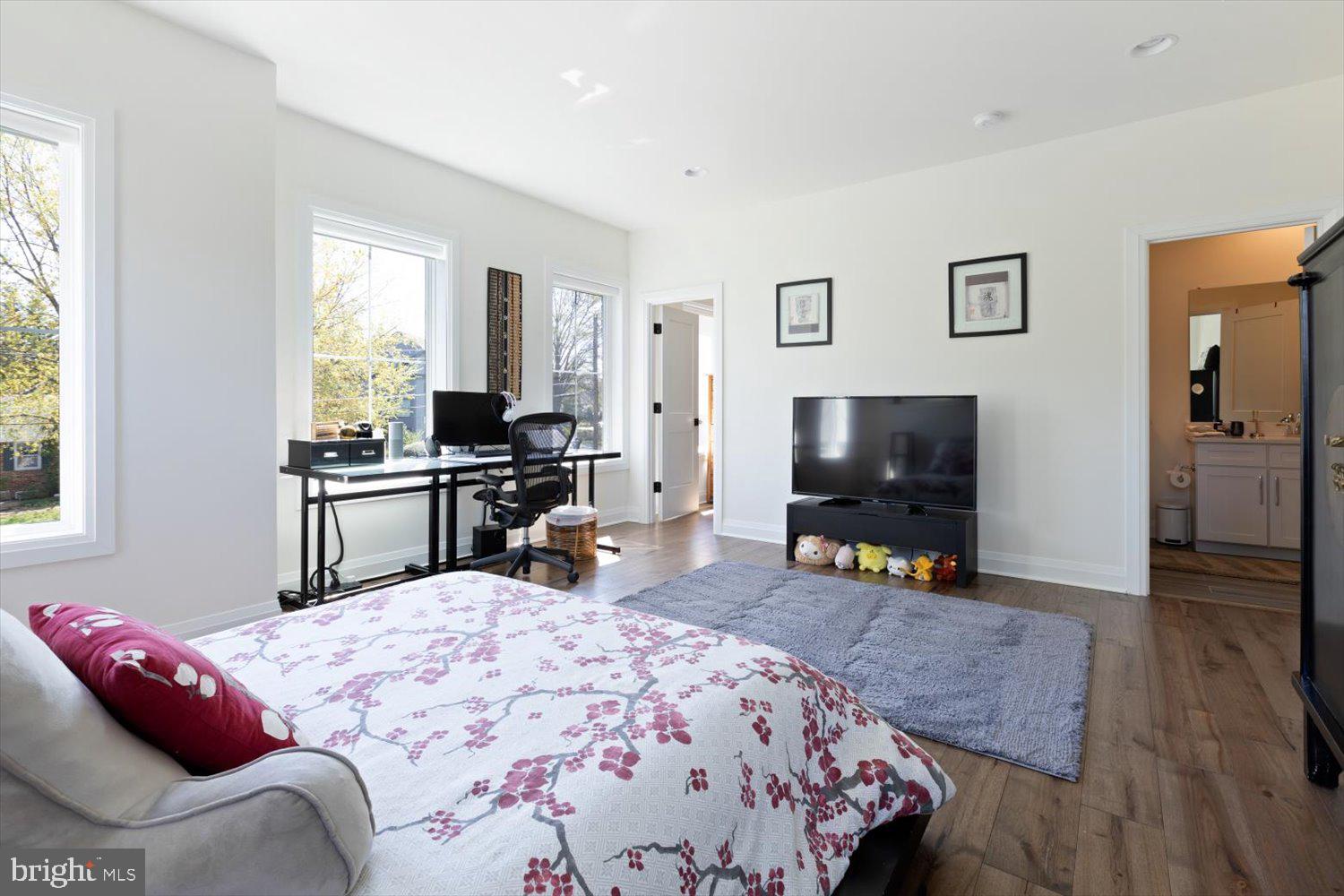 RUCKERS LANGLEY - Residential