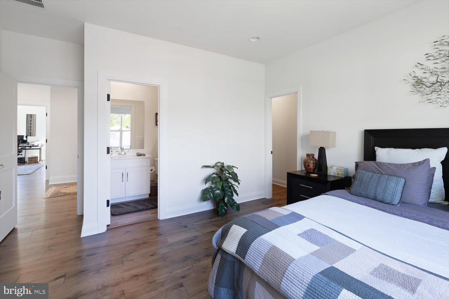 RUCKERS LANGLEY - Residential