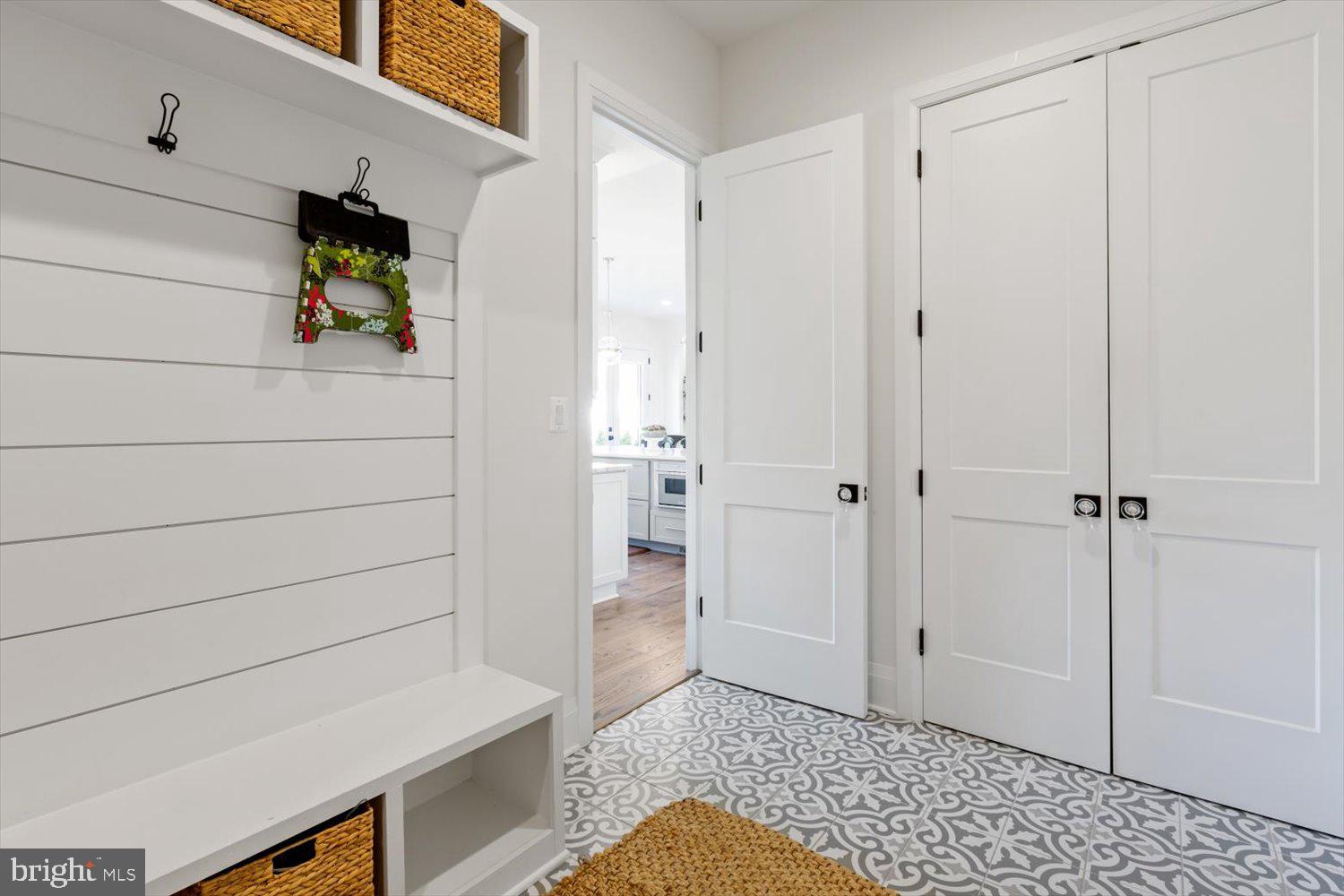 RUCKERS LANGLEY - Residential