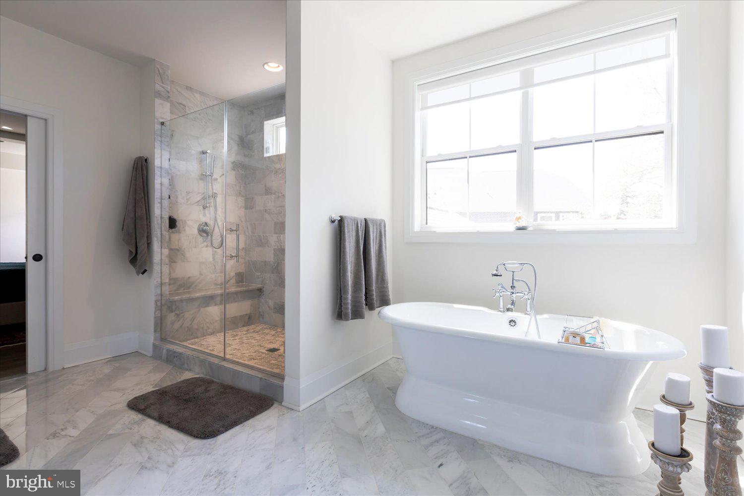 RUCKERS LANGLEY - Residential