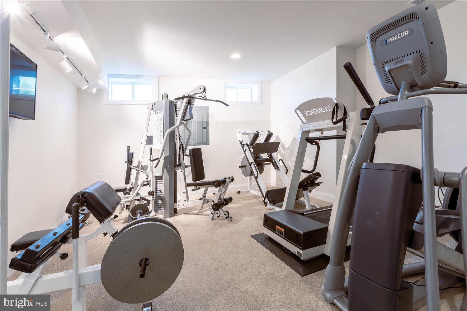 RUCKERS LANGLEY - Residential