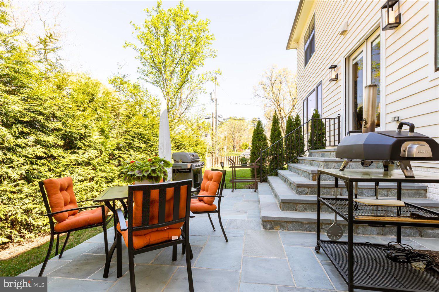 RUCKERS LANGLEY - Residential