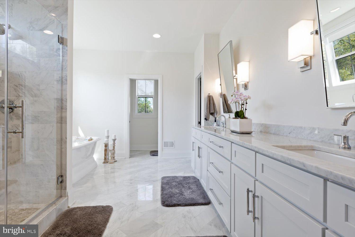 RUCKERS LANGLEY - Residential