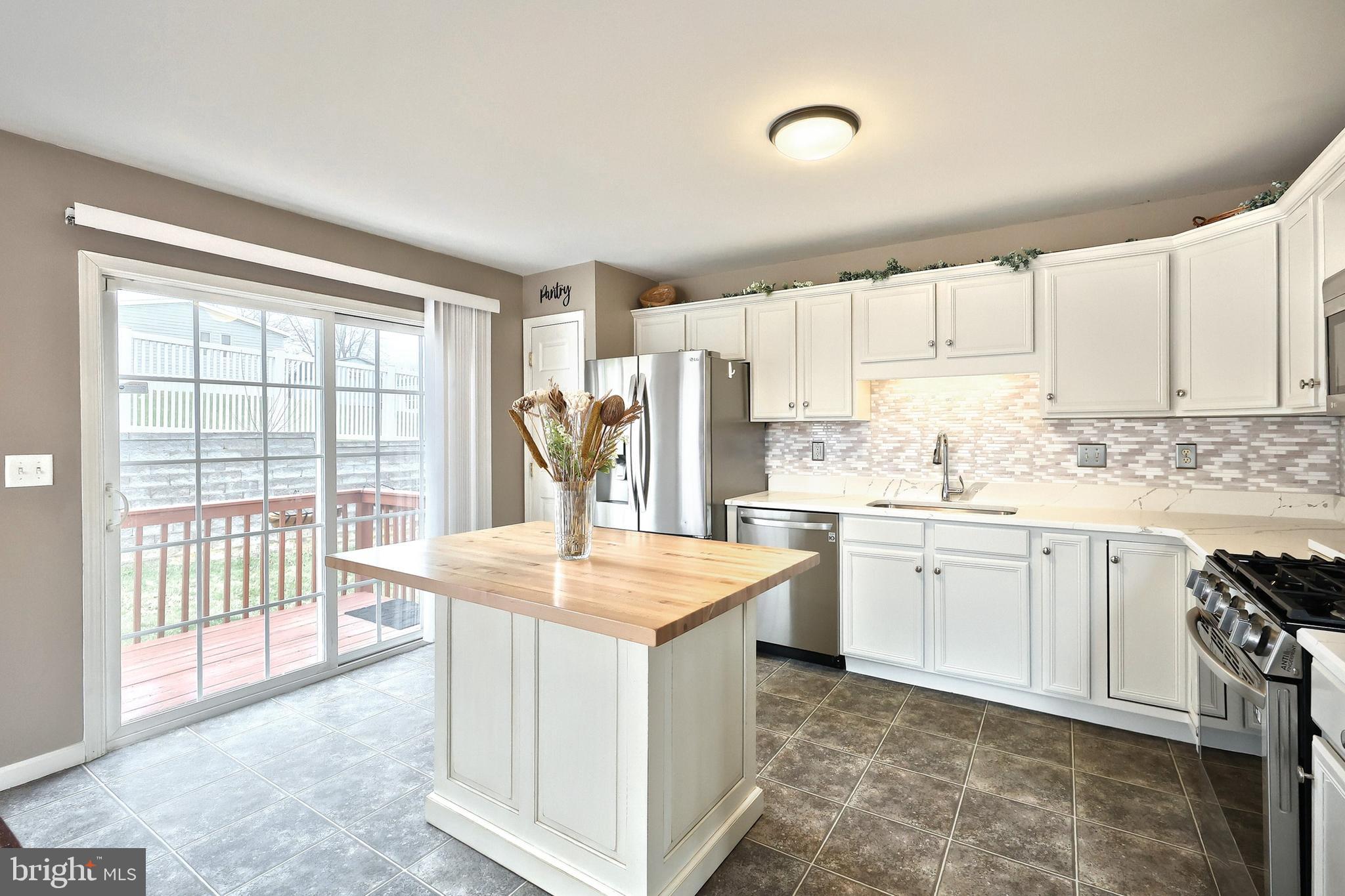 HUNT CLUB - Residential