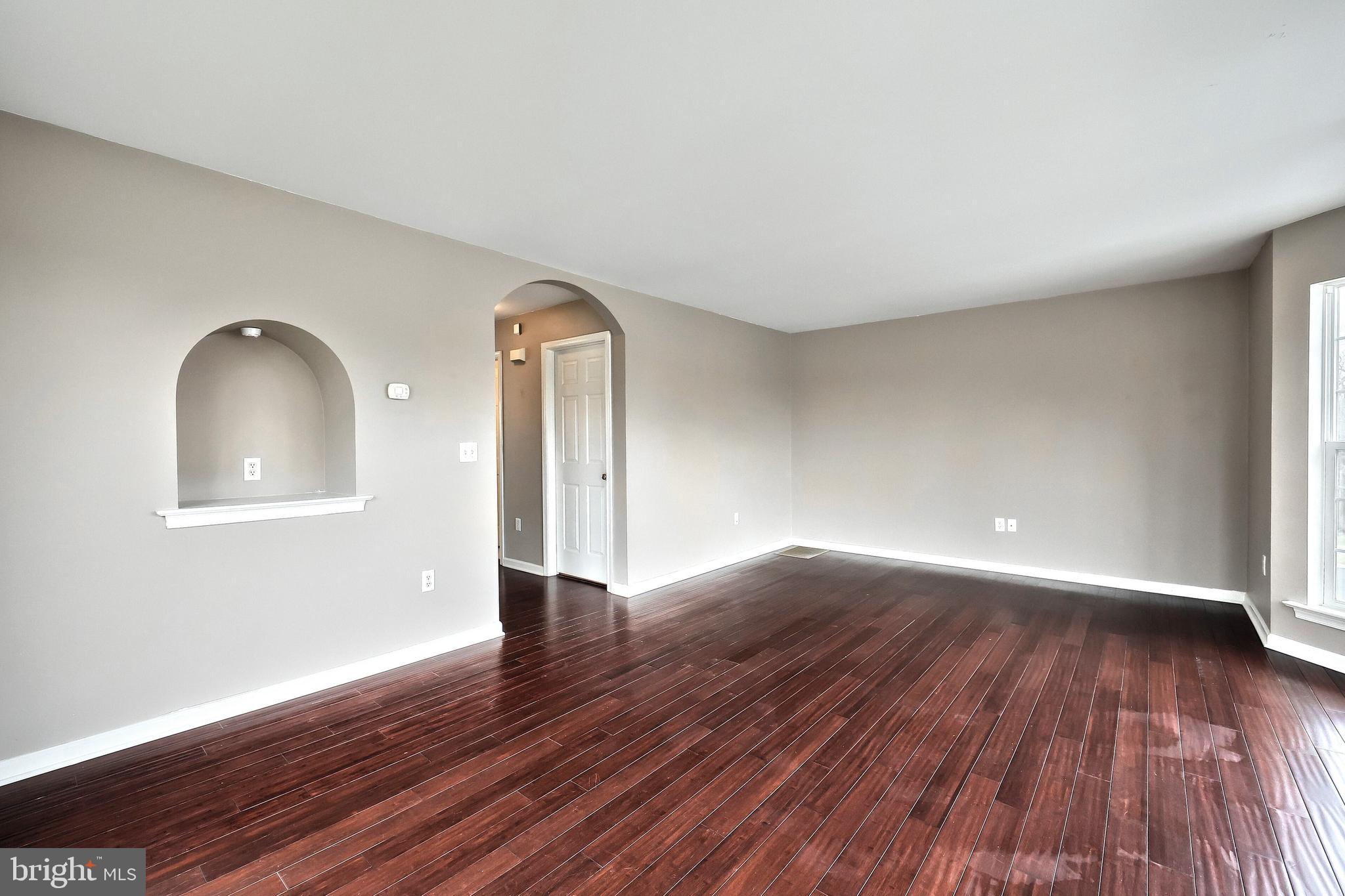 HUNT CLUB - Residential