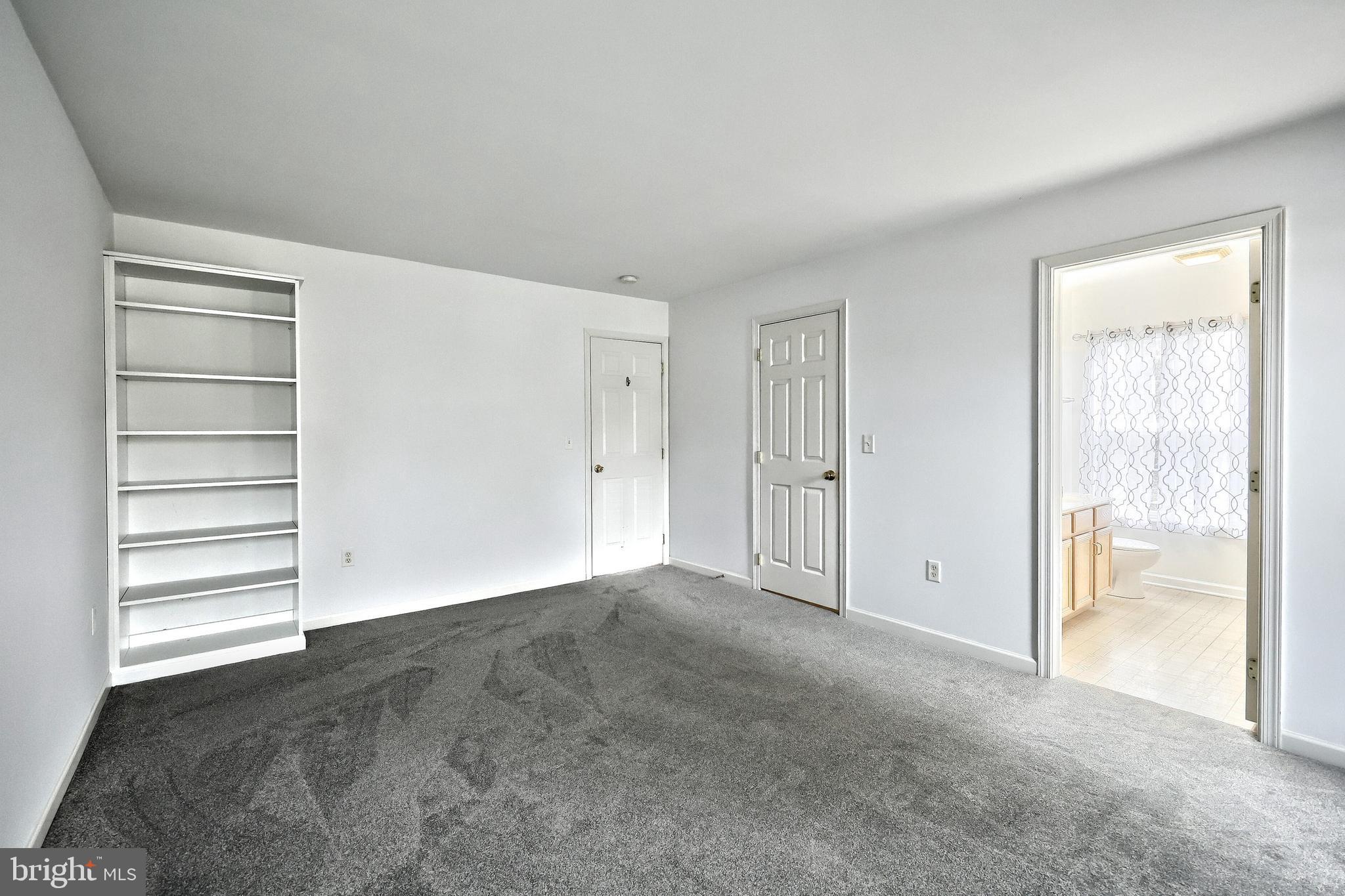 HUNT CLUB - Residential