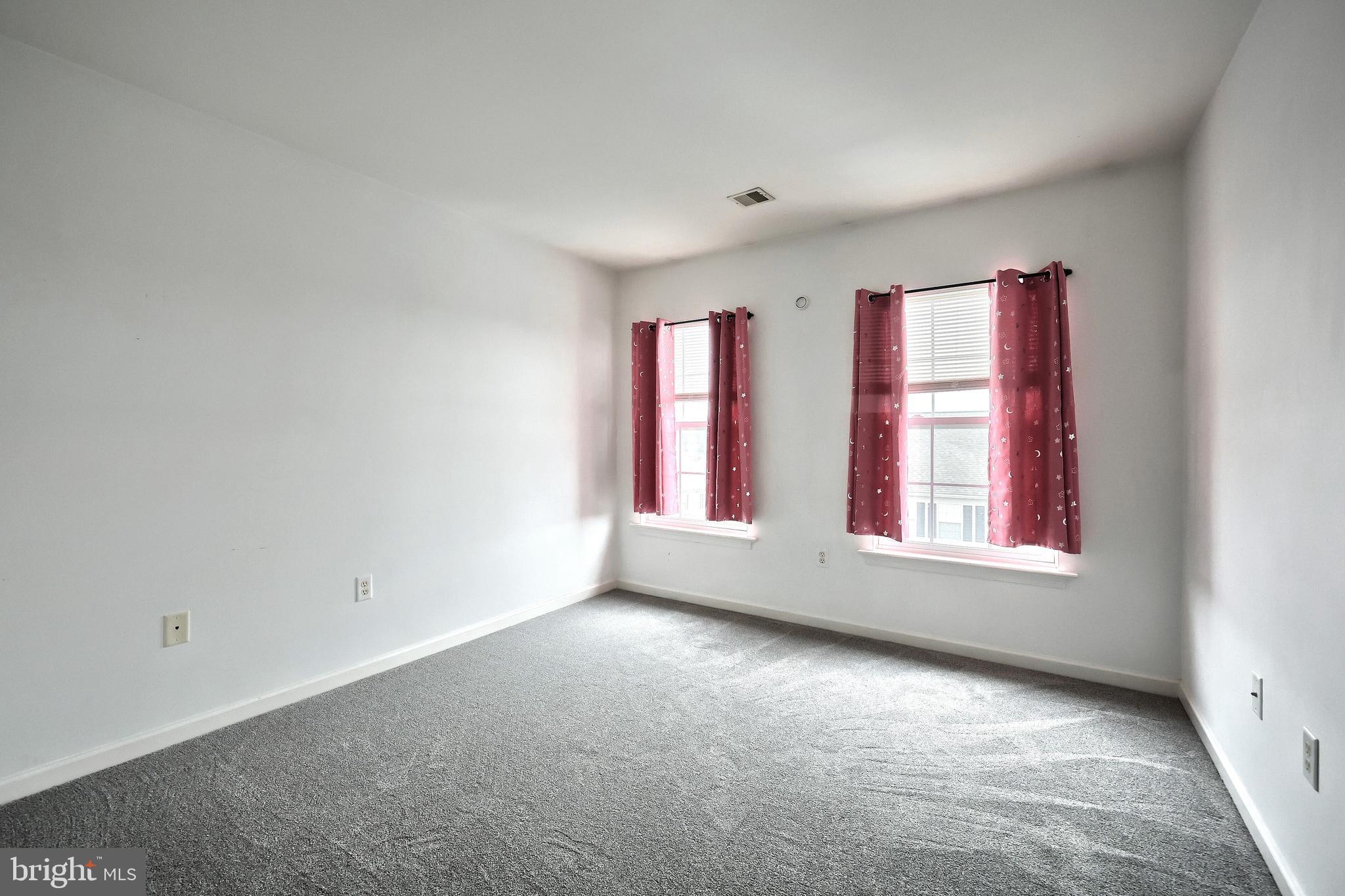 HUNT CLUB - Residential