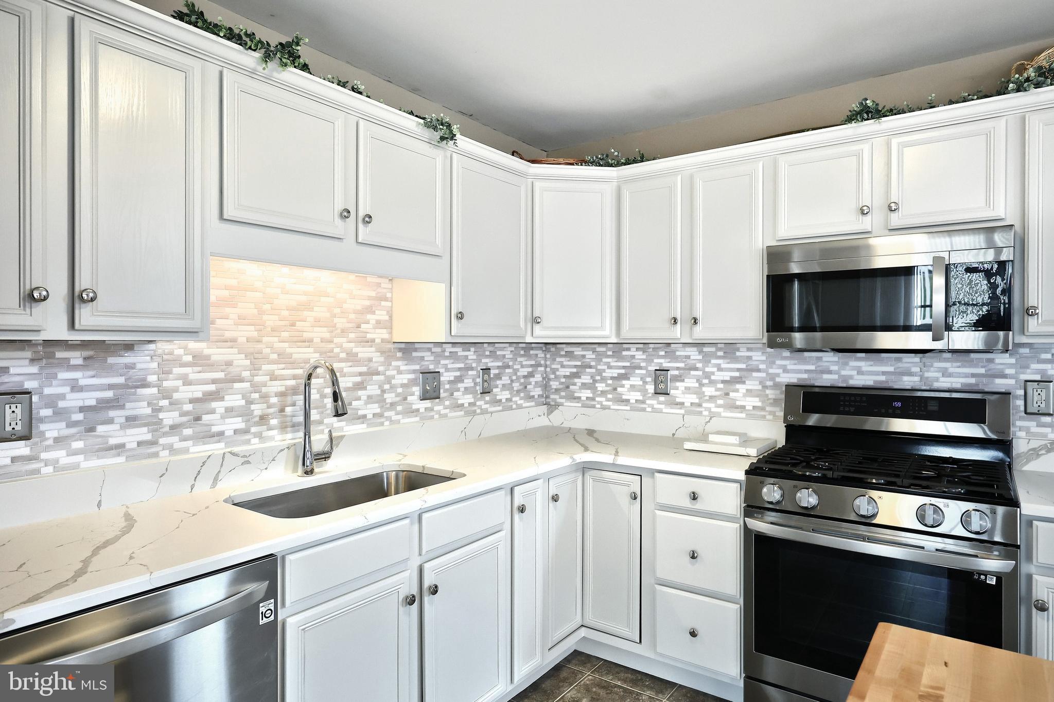 HUNT CLUB - Residential