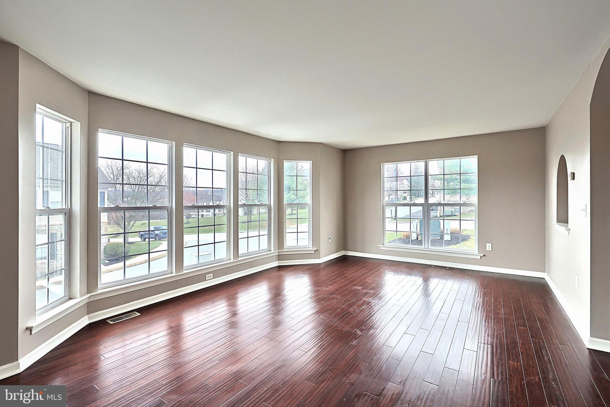 HUNT CLUB - Residential