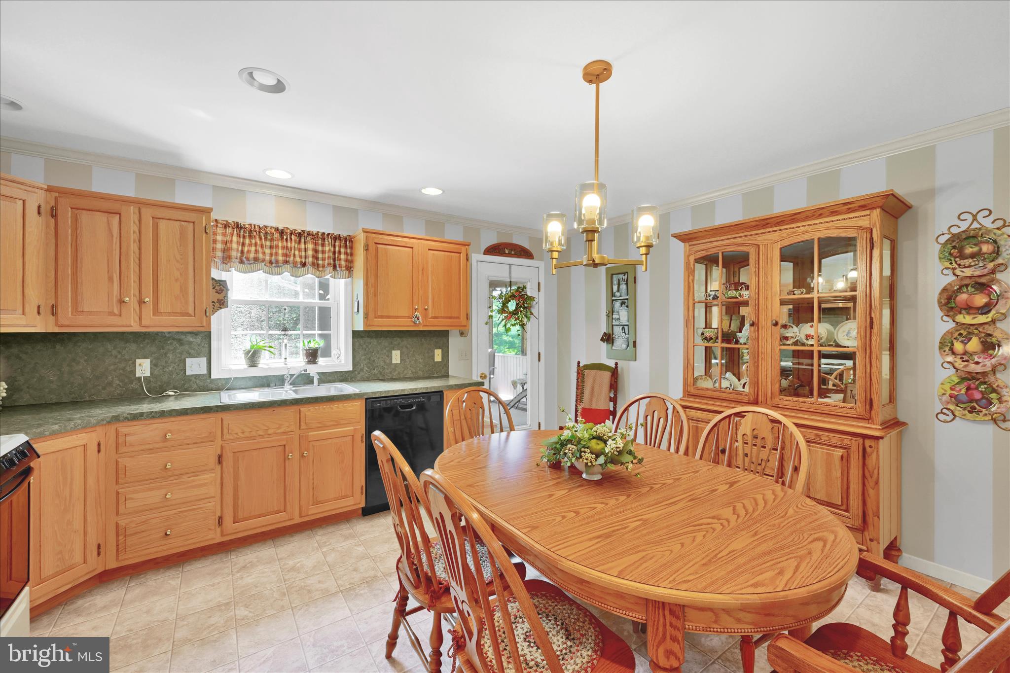 GRANDVIEW MEADOWS - Residential