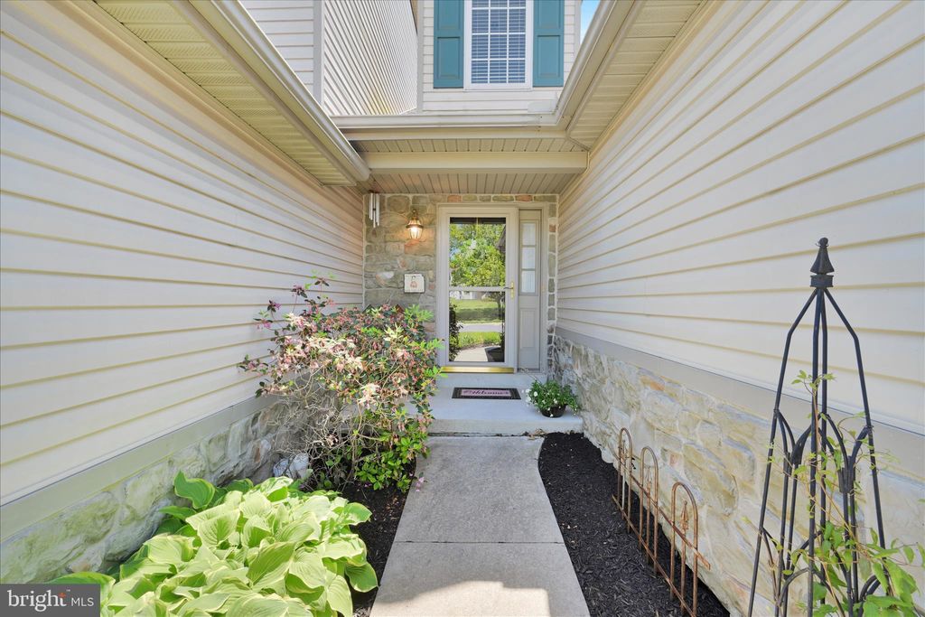 Photo of 34 Gantz Meadows, MOUNT JOY, PA 17552 (MLS # PALA2087294)