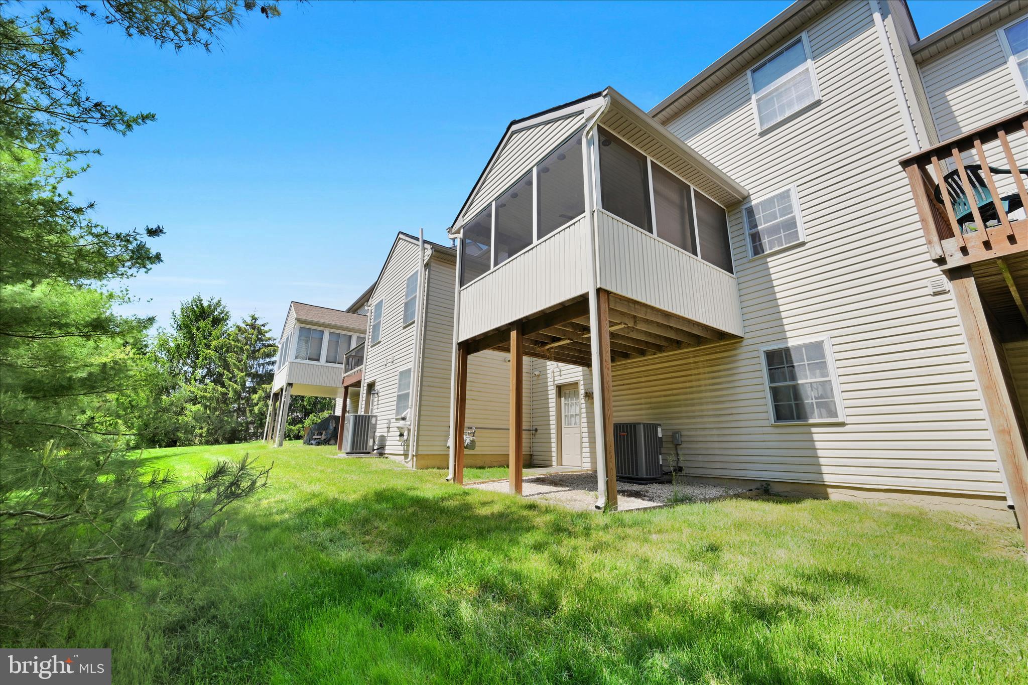 GRANDVIEW MEADOWS - Residential