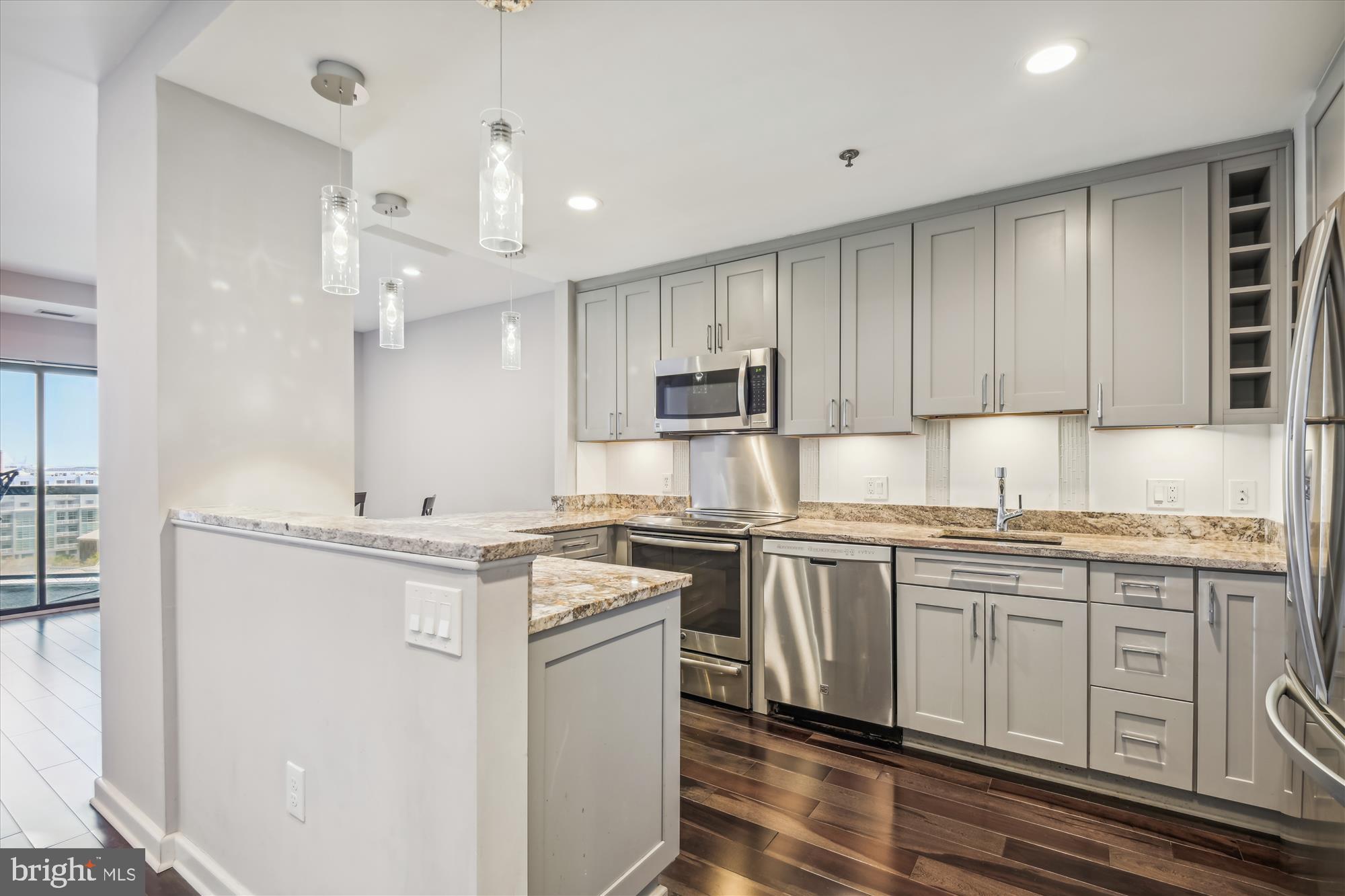 CANTON - Residential