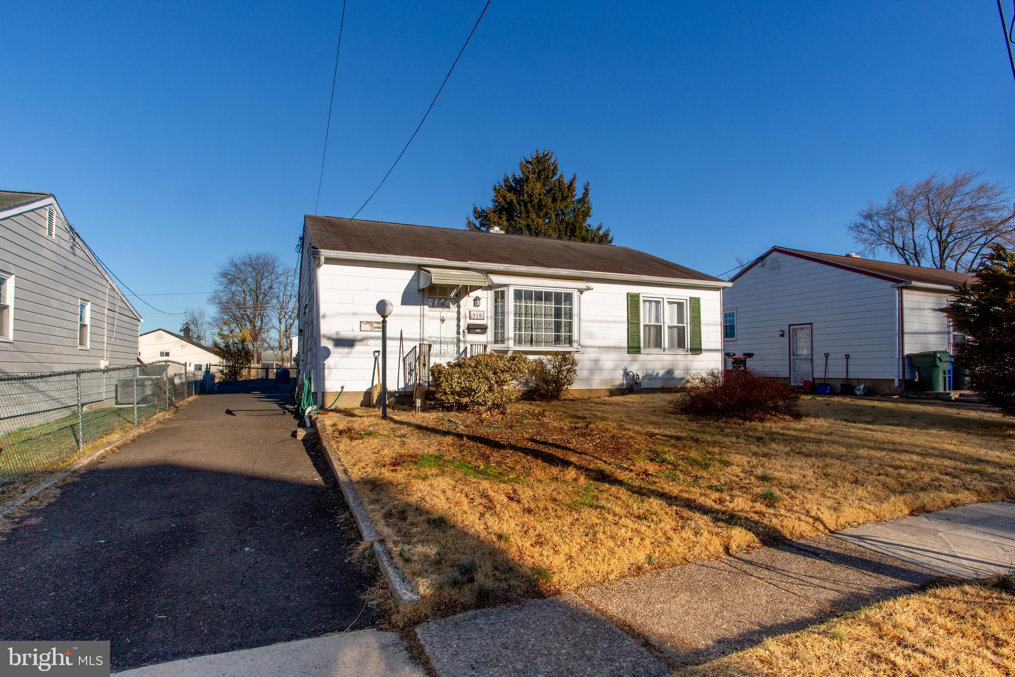 ARDSLEY - Residential