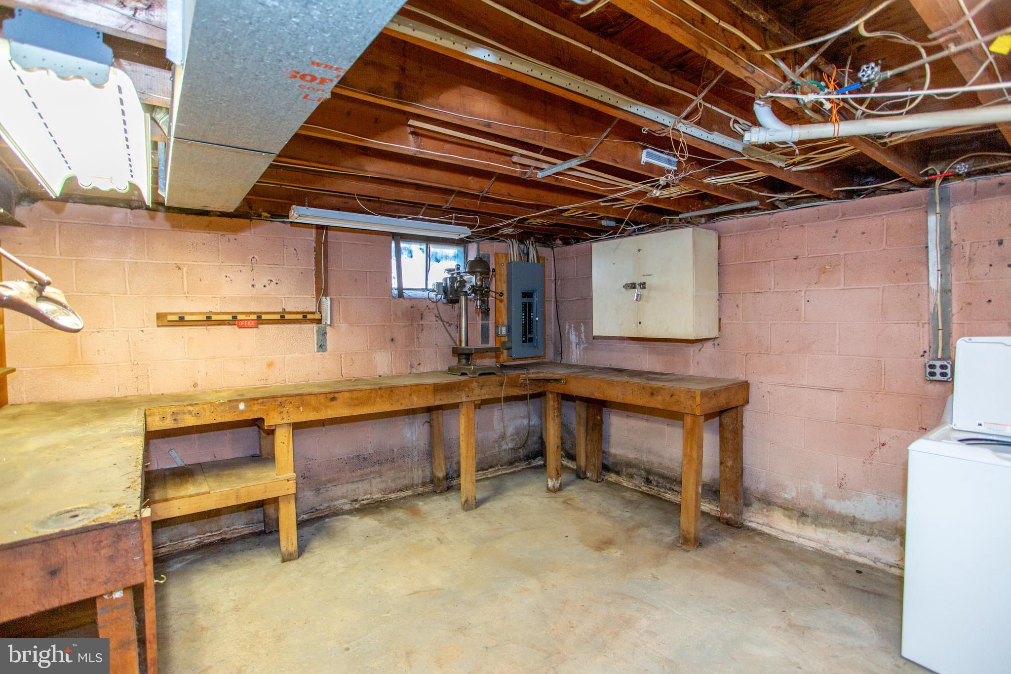 ARDSLEY - Residential