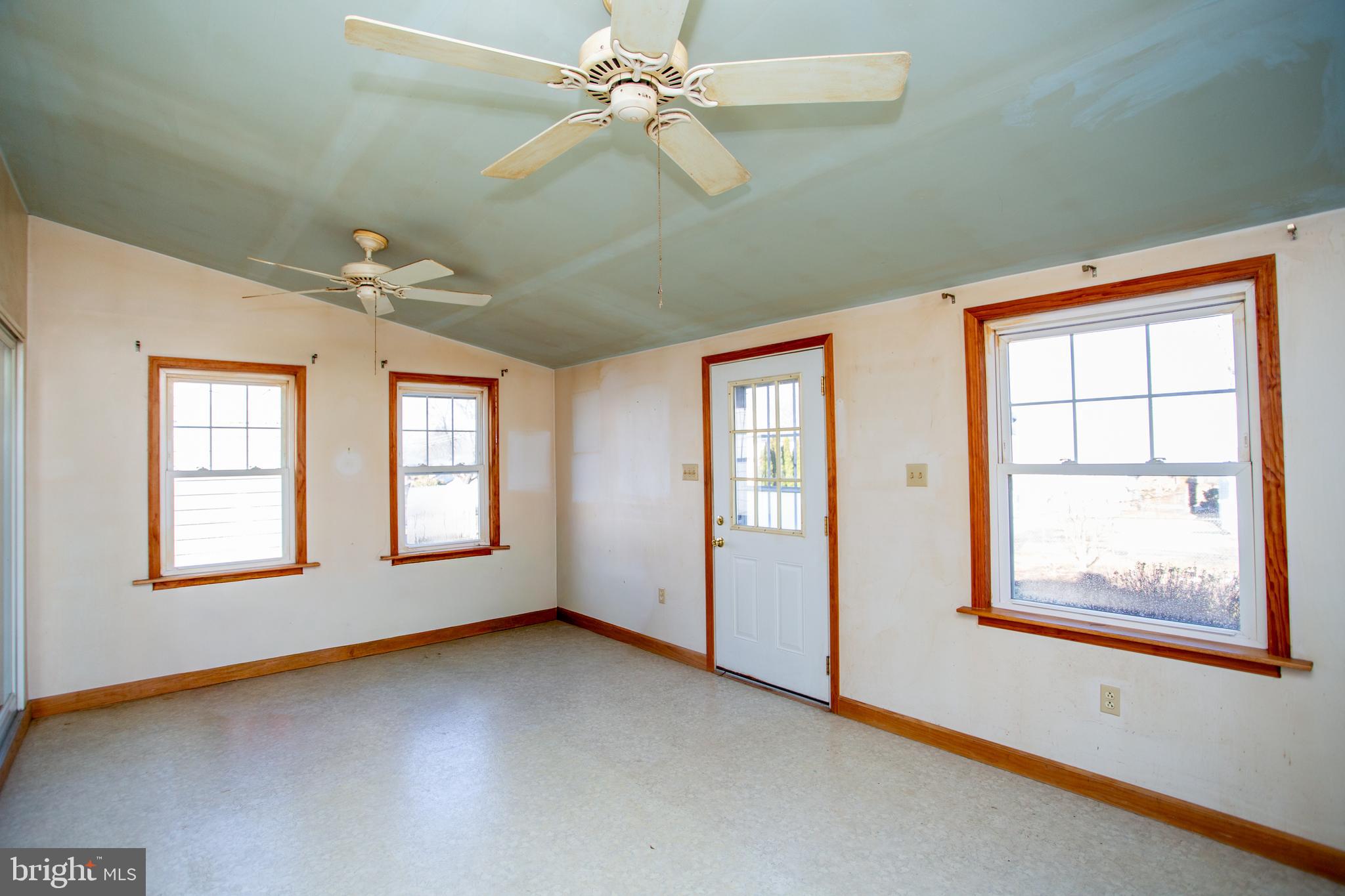 ARDSLEY - Residential