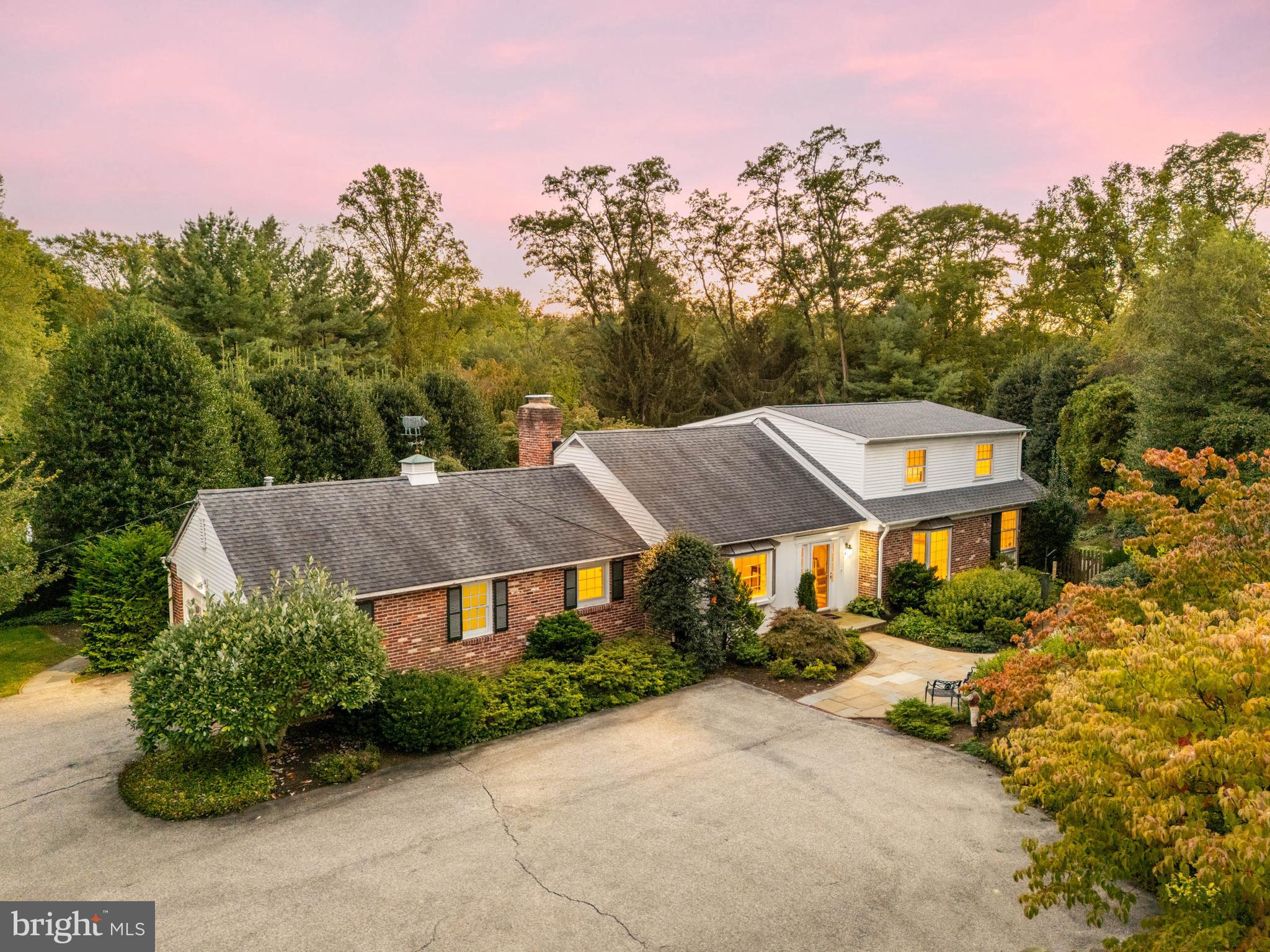 590 CRICKET LANE
