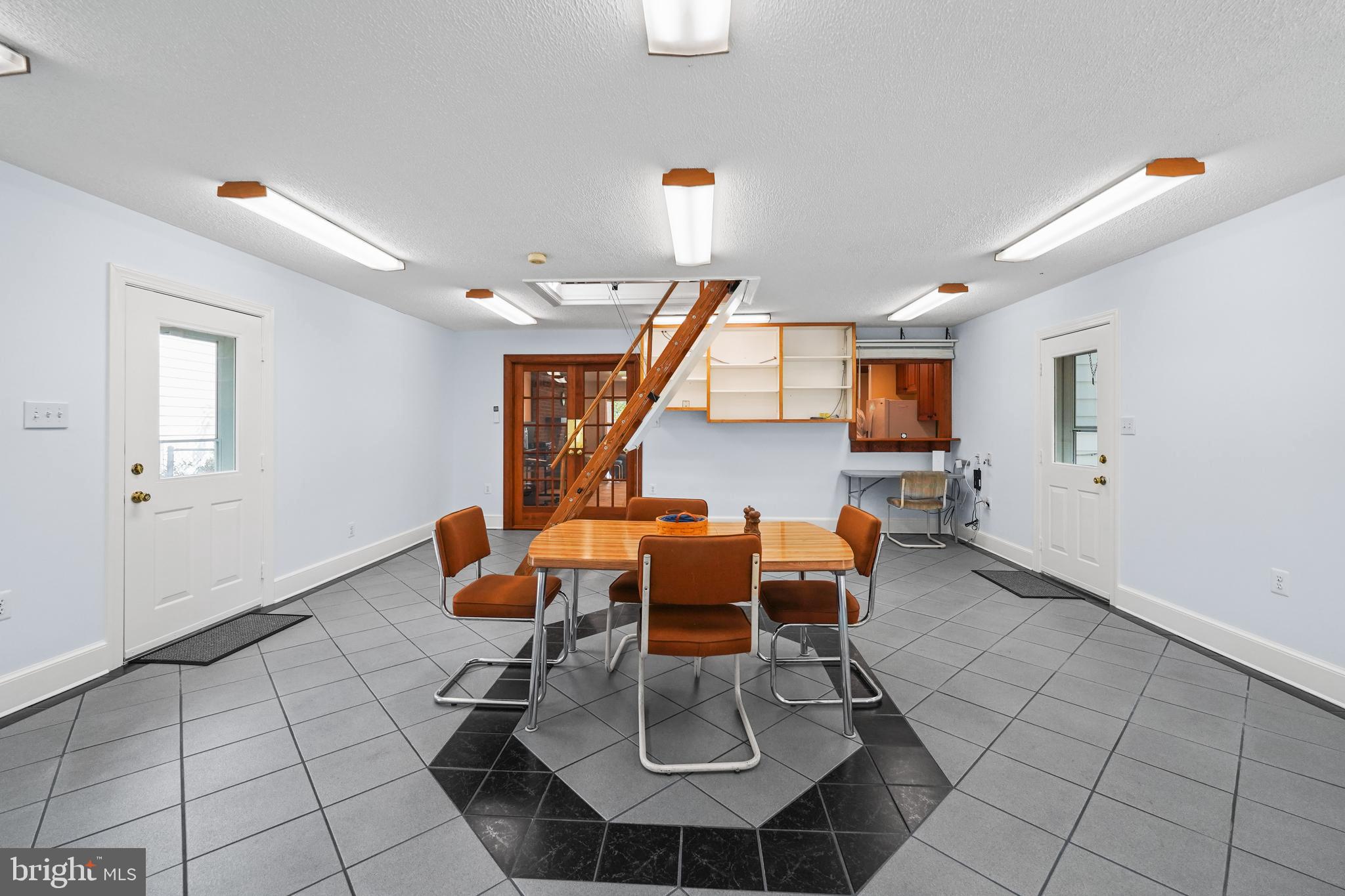 STERLING  PARK - Residential