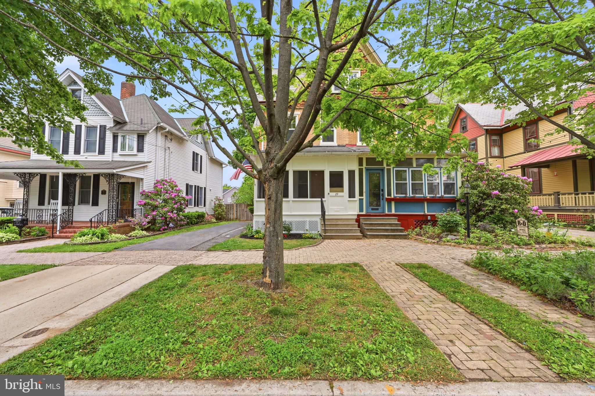 29 W EUCLID AVENUE