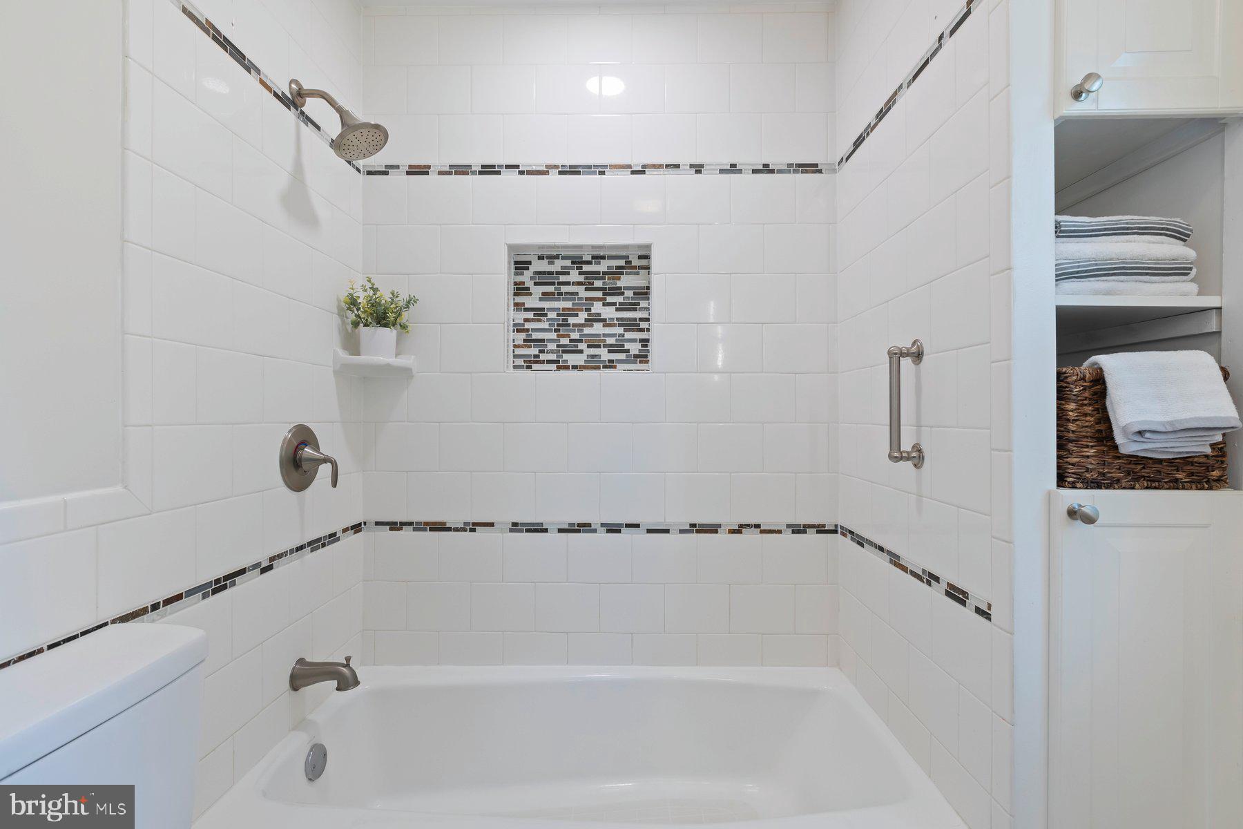 MT VERNON FOREST - Residential