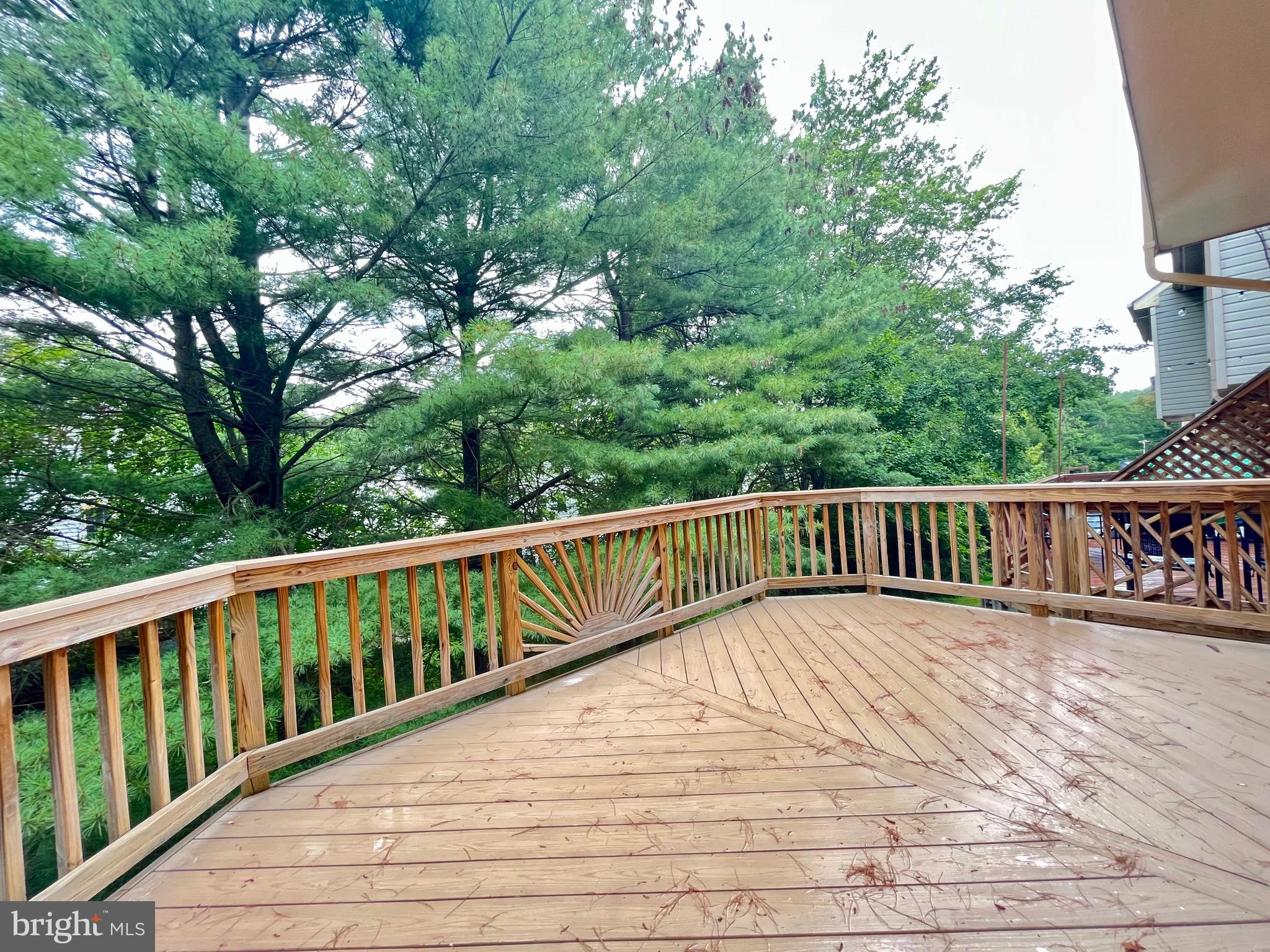 MONTGOMERY MEADOWS - Residential Lease