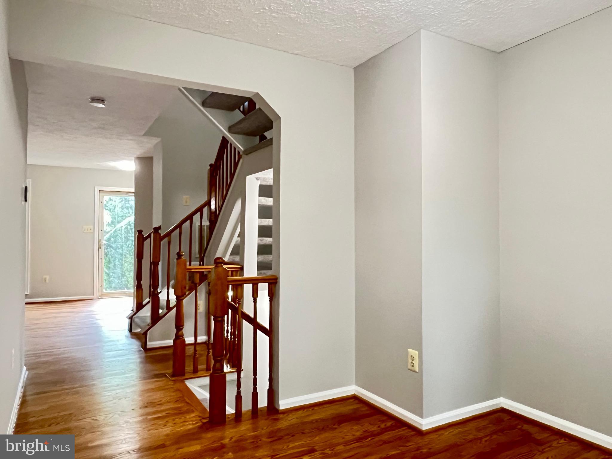 MONTGOMERY MEADOWS - Residential Lease