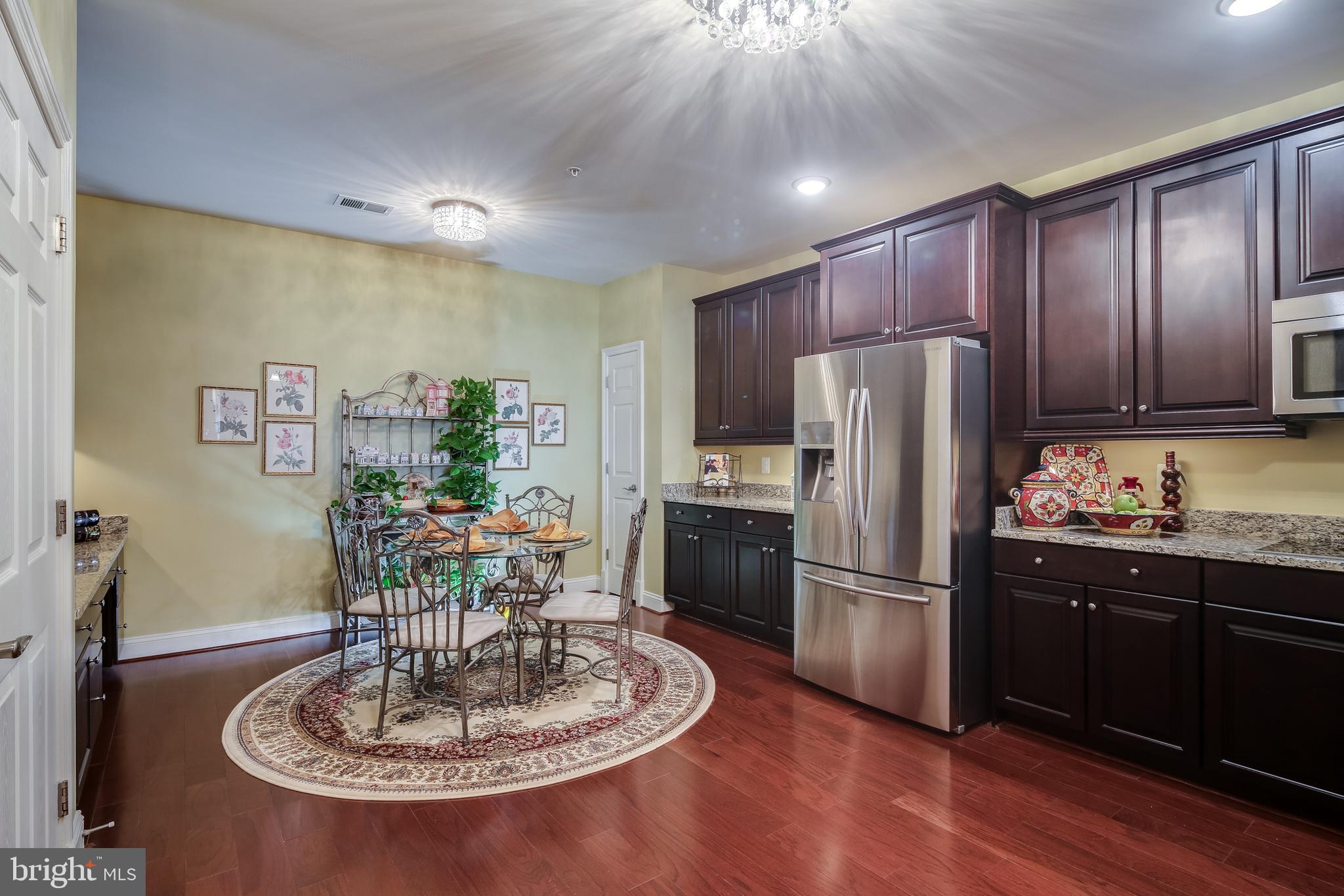 THE BLUFFS AT QUARRY LAKE - Residential