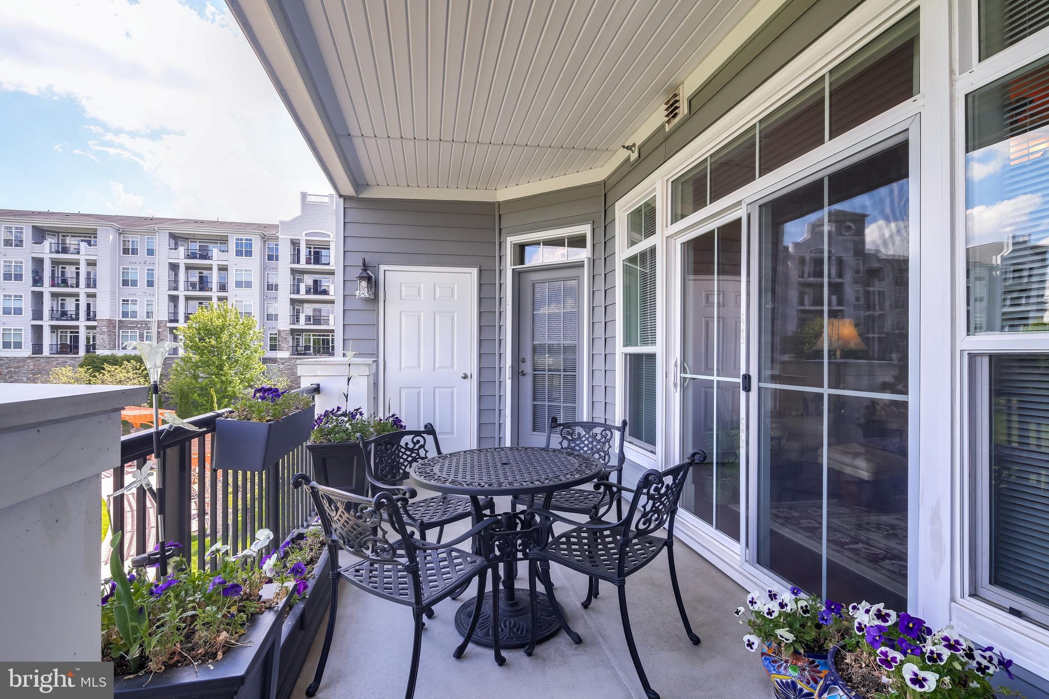 THE BLUFFS AT QUARRY LAKE - Residential