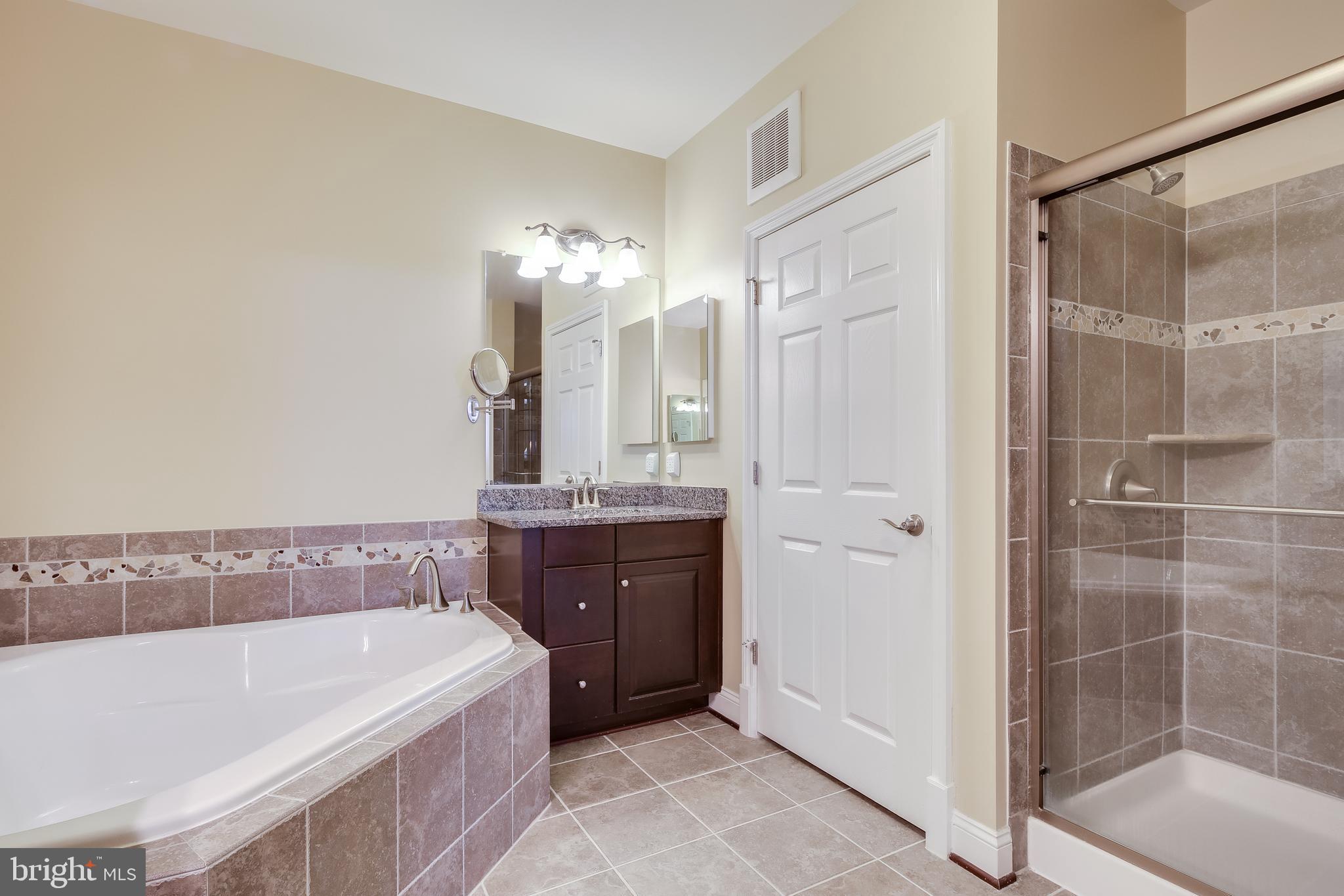 THE BLUFFS AT QUARRY LAKE - Residential