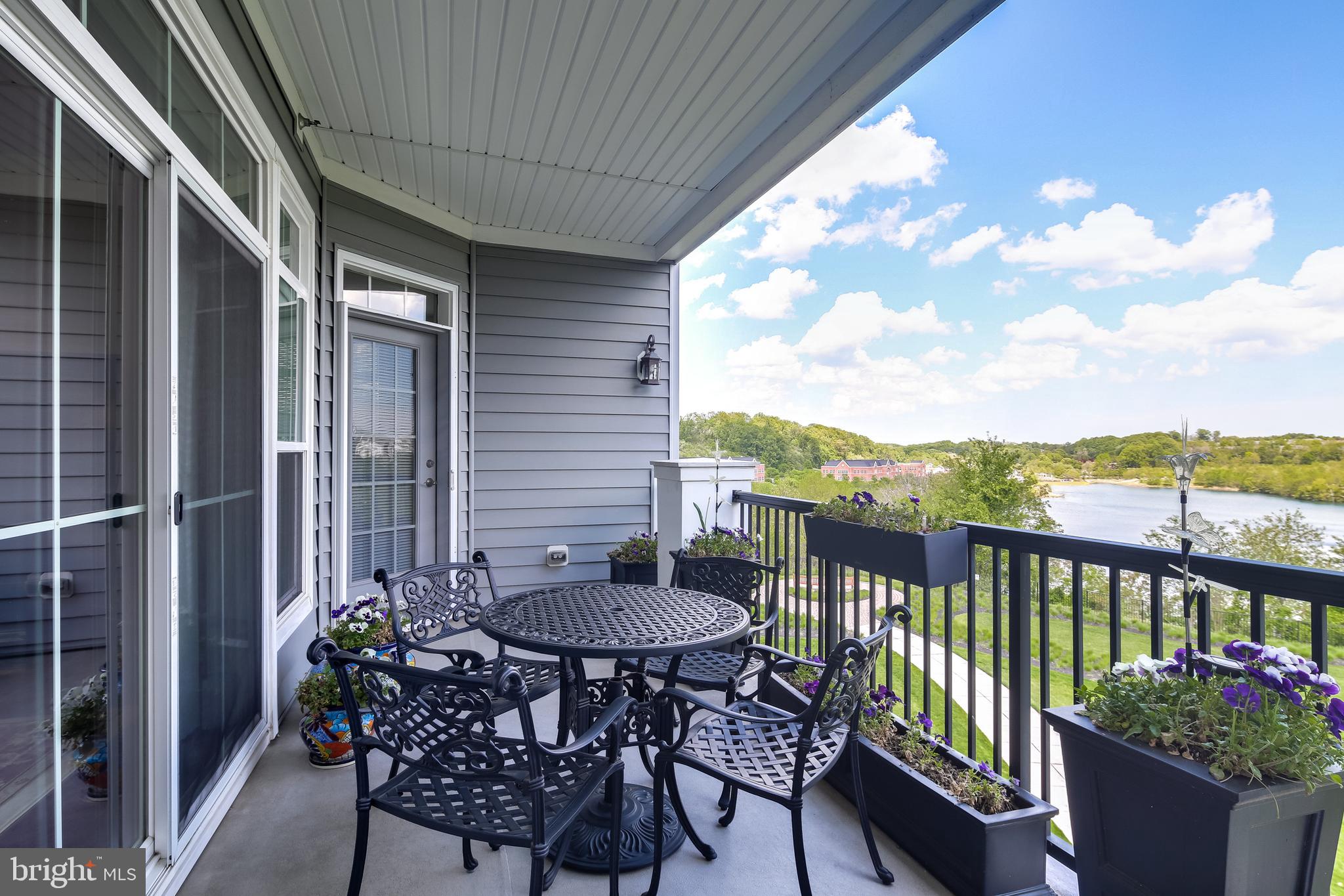 THE BLUFFS AT QUARRY LAKE - Residential
