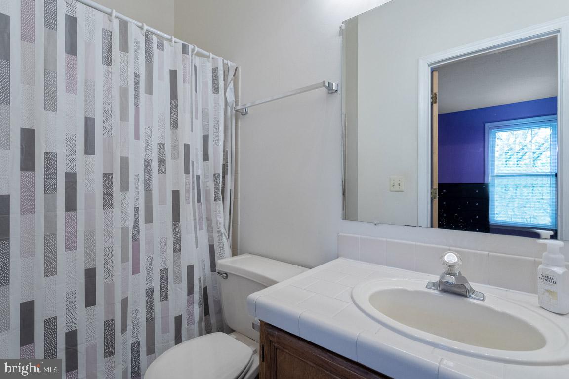 AMYCLAE ESTATES - Residential Lease