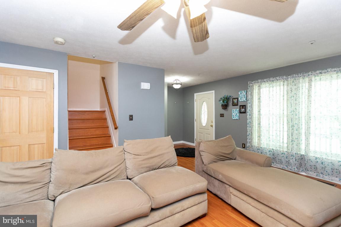 AMYCLAE ESTATES - Residential Lease