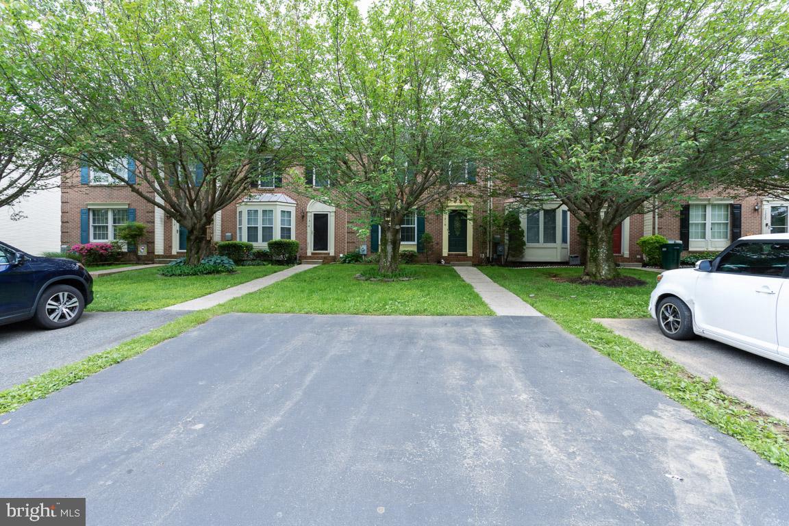 AMYCLAE ESTATES - Residential Lease