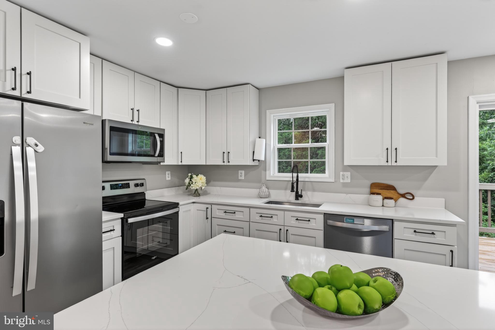 APPLE MT LAKE - Residential