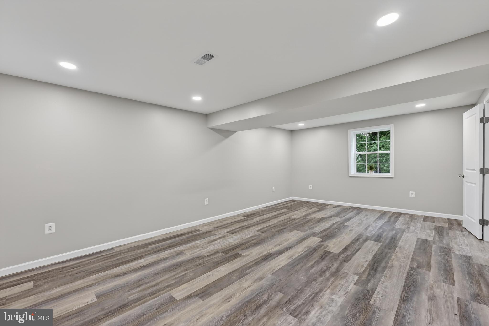 APPLE MT LAKE - Residential