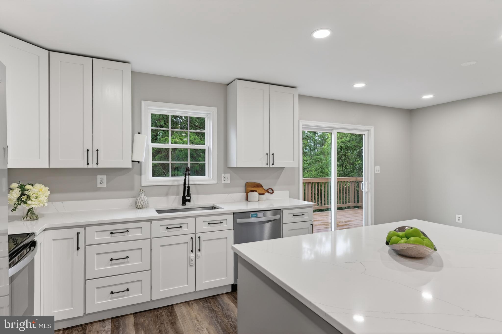 APPLE MT LAKE - Residential