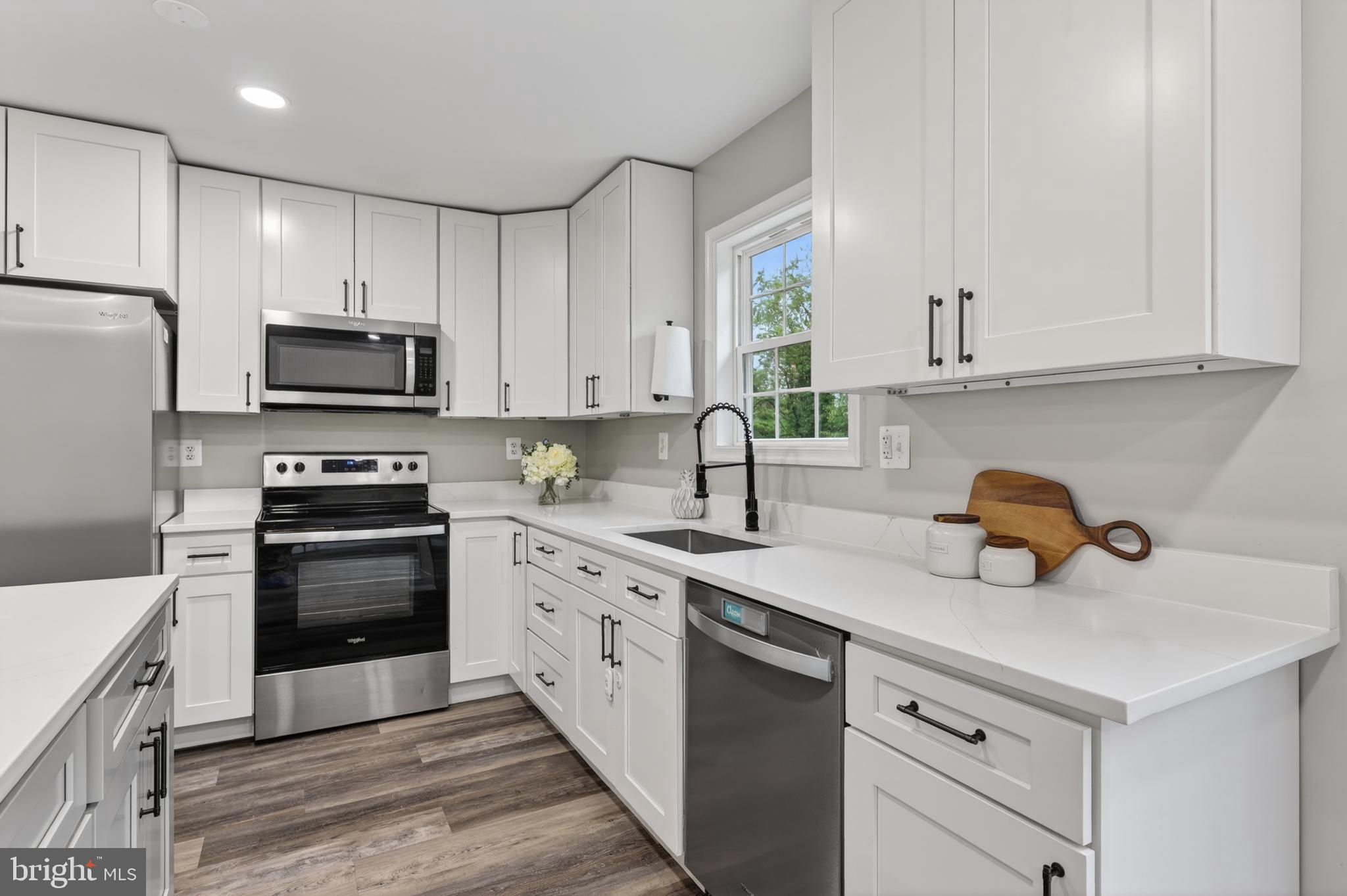 APPLE MT LAKE - Residential