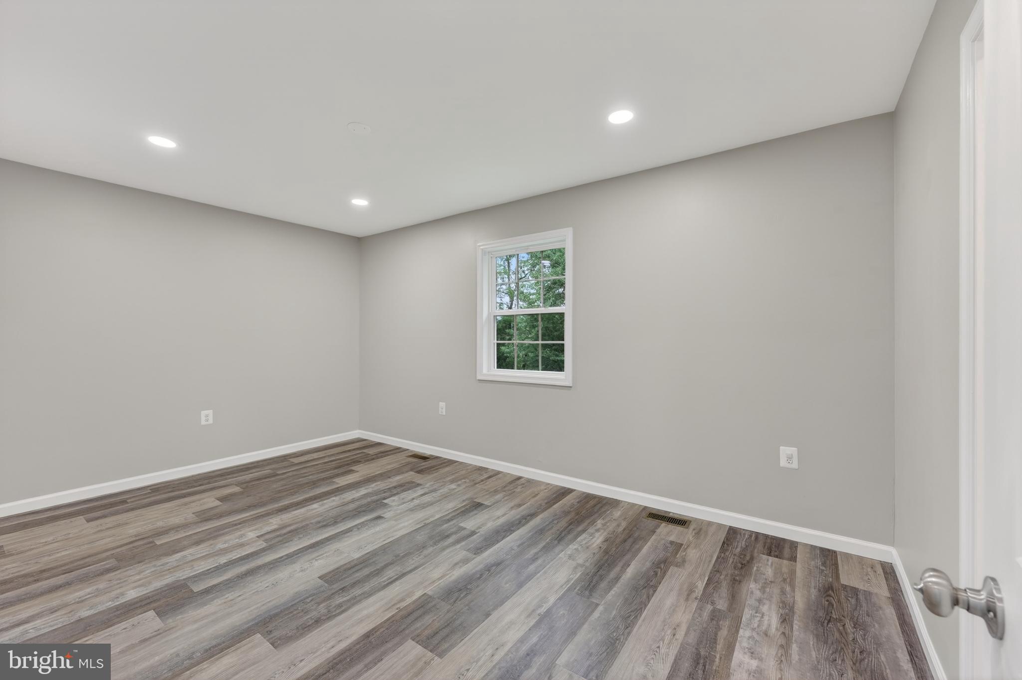 APPLE MT LAKE - Residential