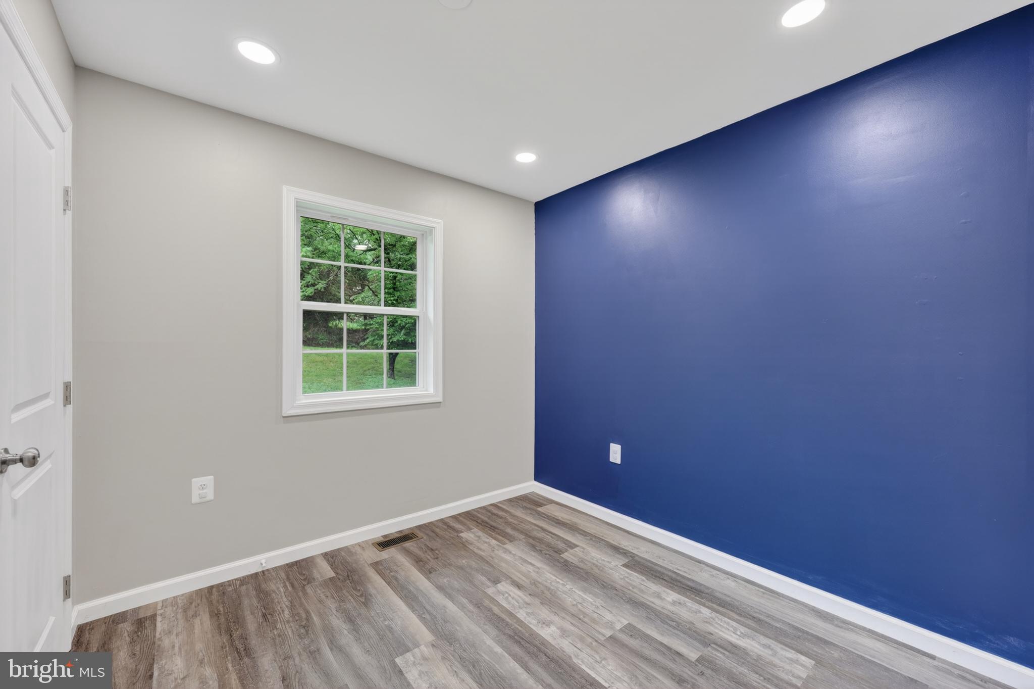 APPLE MT LAKE - Residential